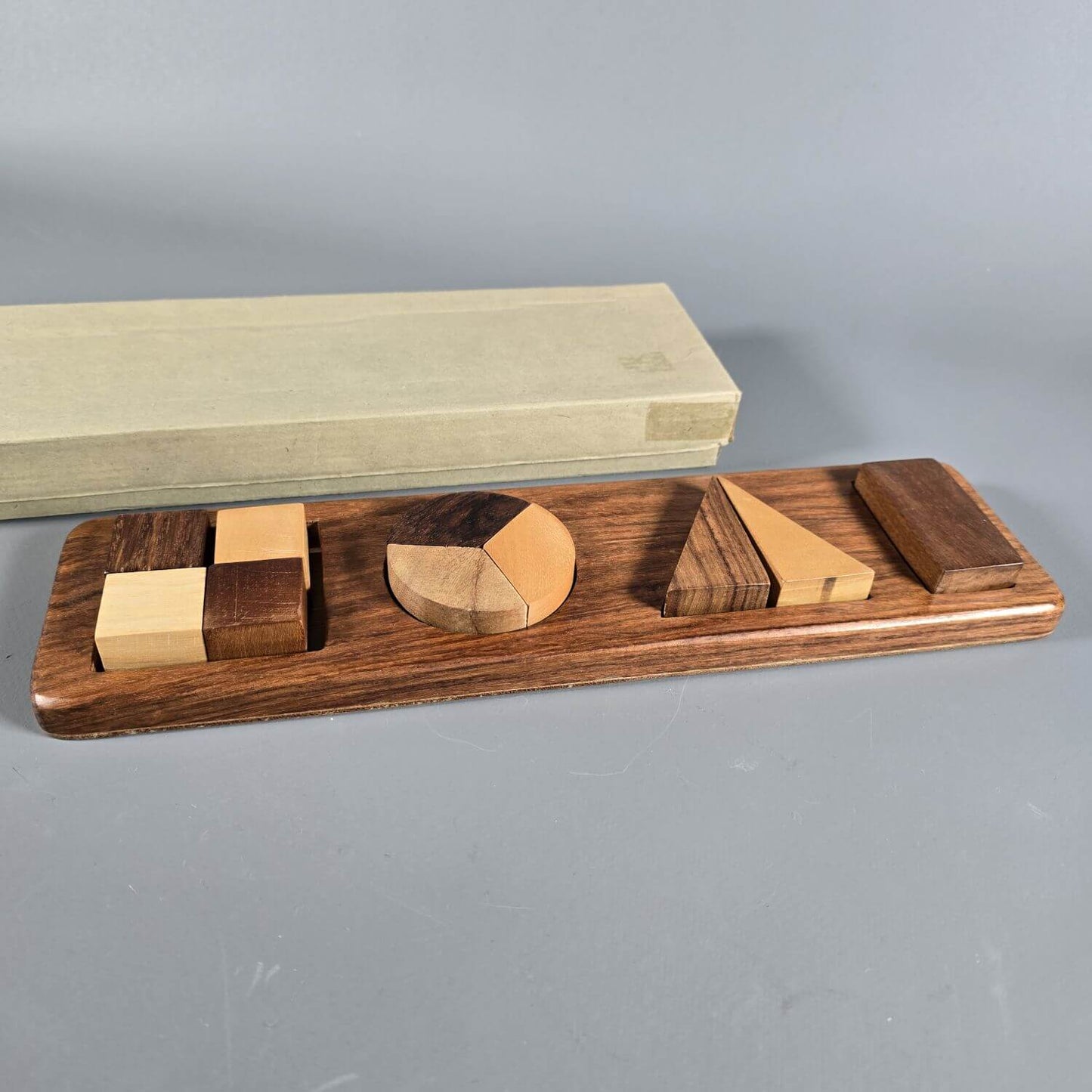 Holzpuzzle aus den 1960er Jahren