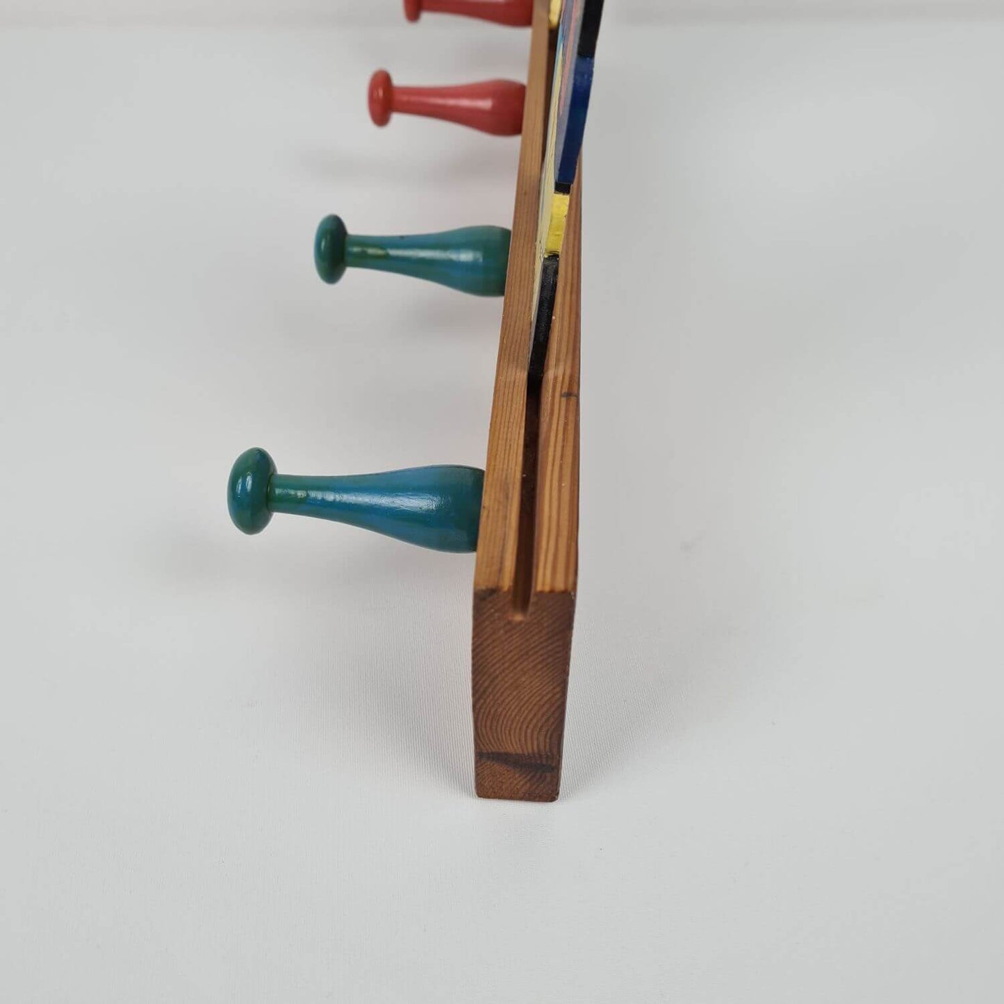 Kinderzimmer Garderobe - Laubsägearbeit aus den 70ern