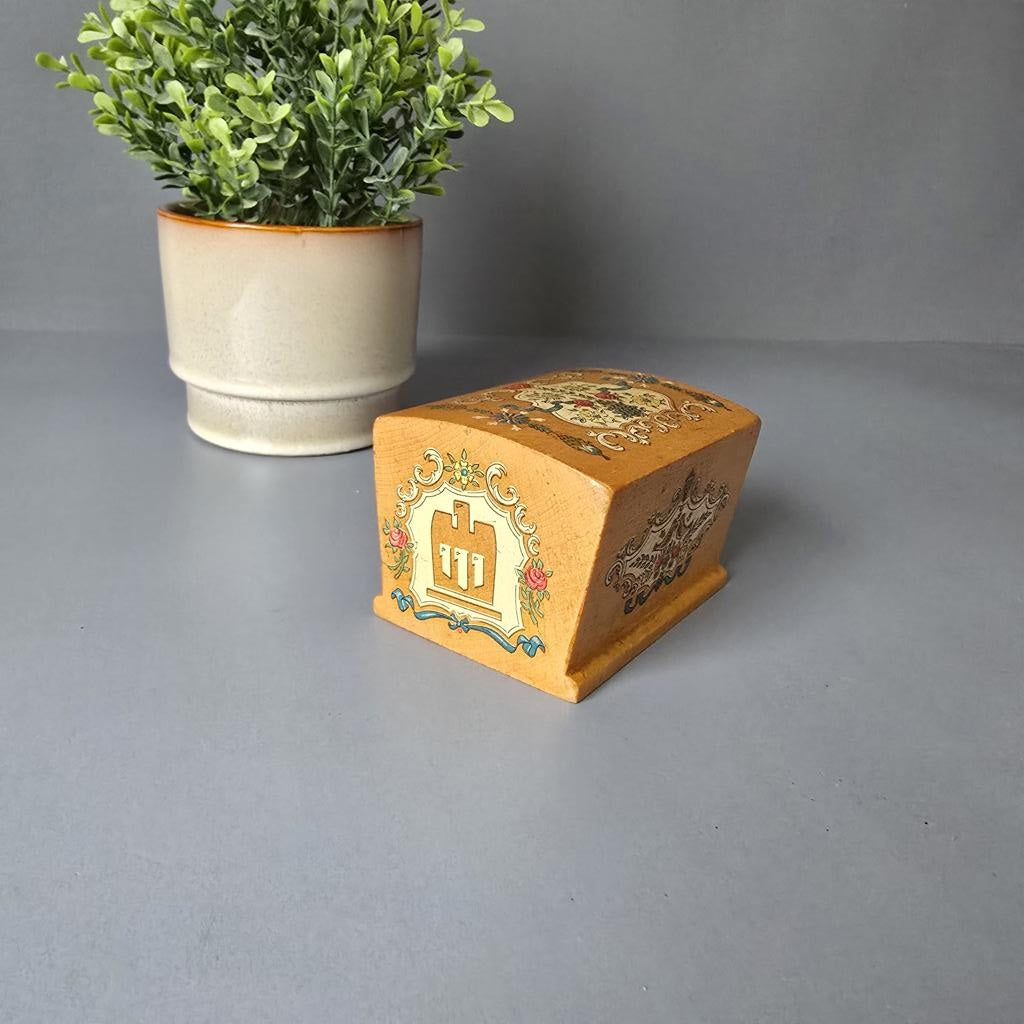 Spardose aus Holz, Allianz versichert dein Leben, 1970er