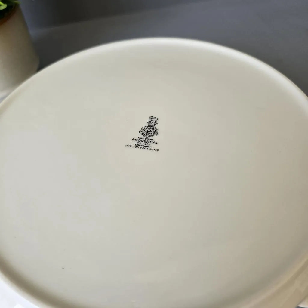 Royal Doulton Provencal Suppenterrine mit Deckel