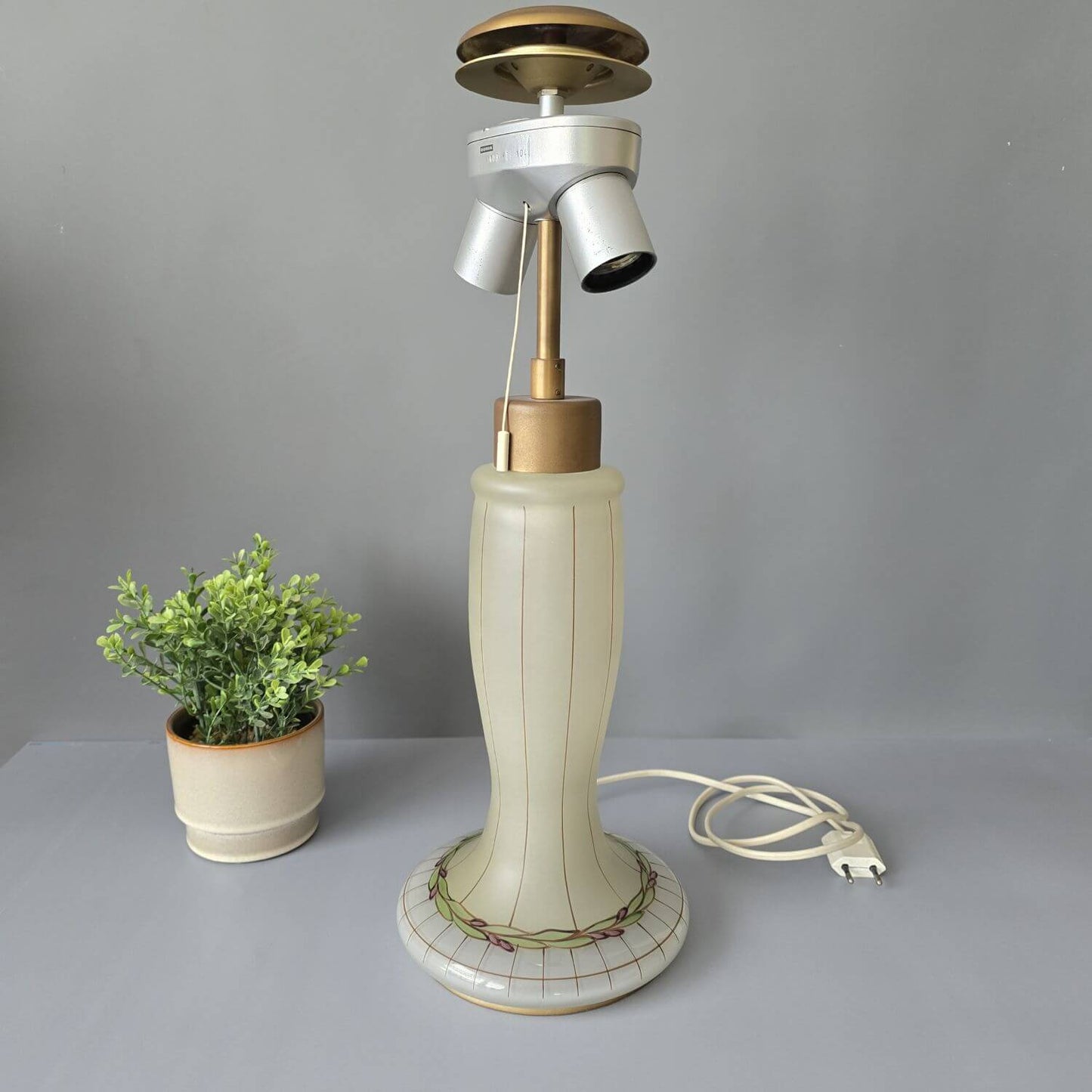 Doria Pilzlampe Tischlampe – handbemaltes Opalglas 60er