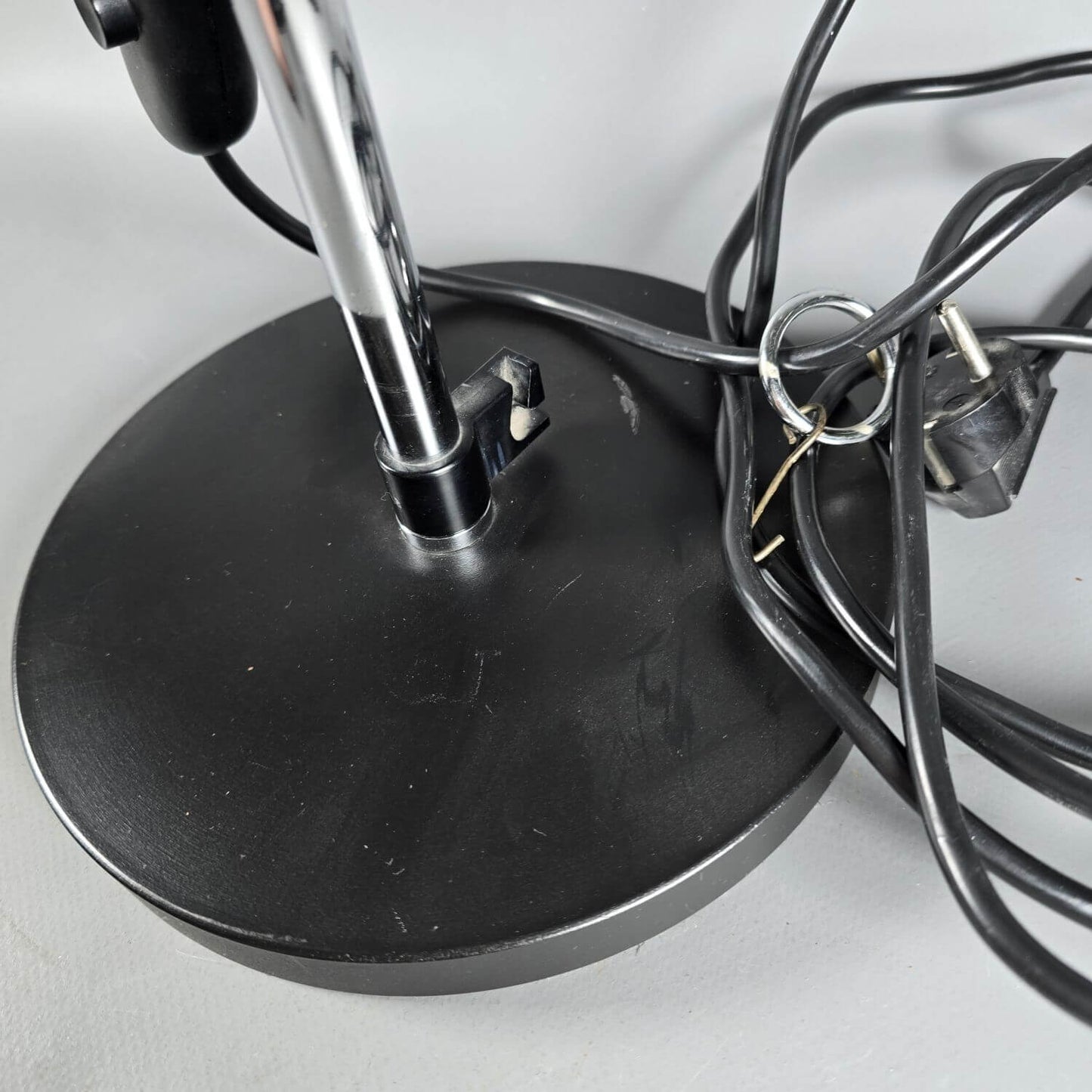 Große 70s Tischlampe - Schreibtischlampe Chrom Schwarz