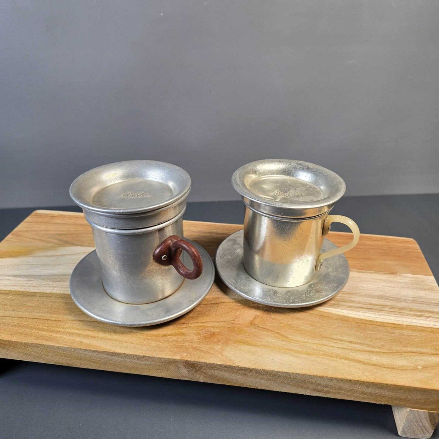 Zwei Melitta Tassenfilter aus Alu - 1950er Jahre