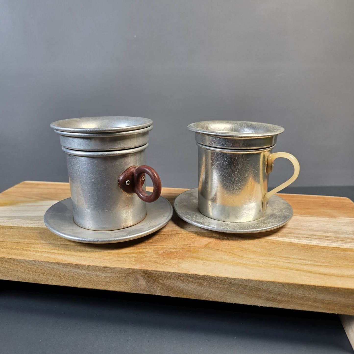 Zwei Melitta Tassenfilter aus Alu - 1950er Jahre
