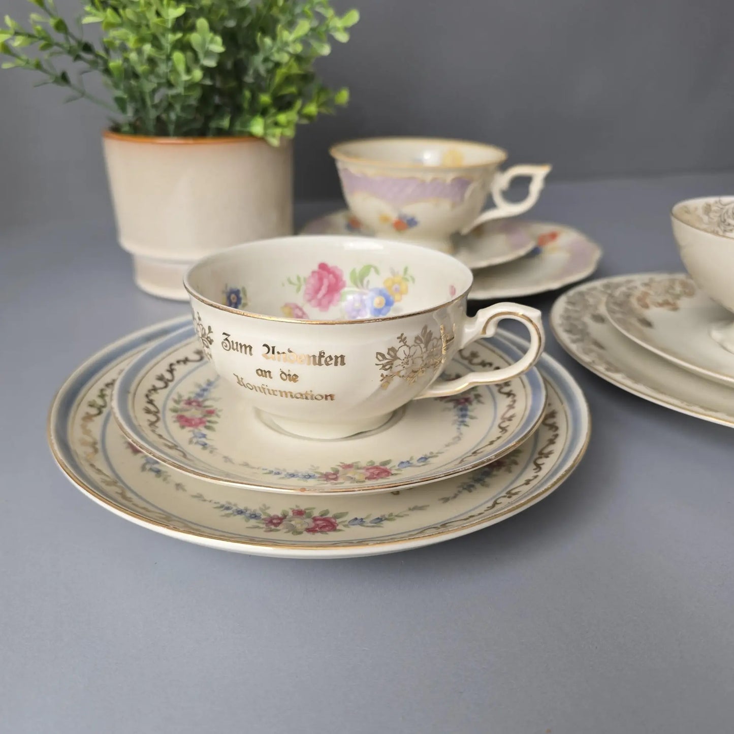 3 Sets Sammeltassen davon 1 Zur Konfirmation