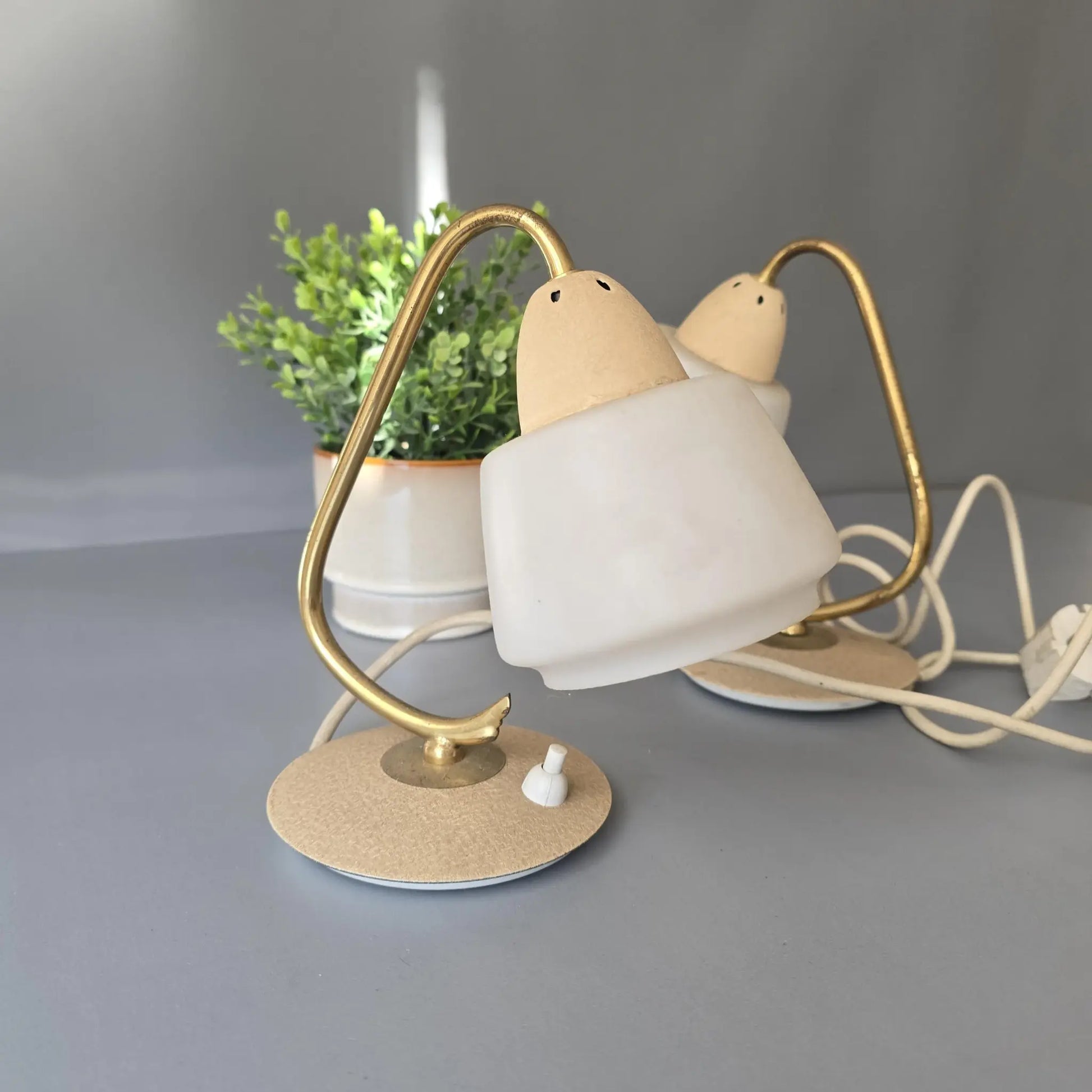 Paar 50s Nachttischlampen - Schrumpflack - Glasschirme