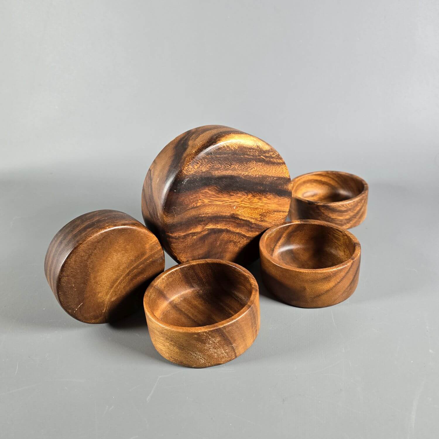 Set aus 5 Mid-Century Holzschalen - 60s Schüsseln