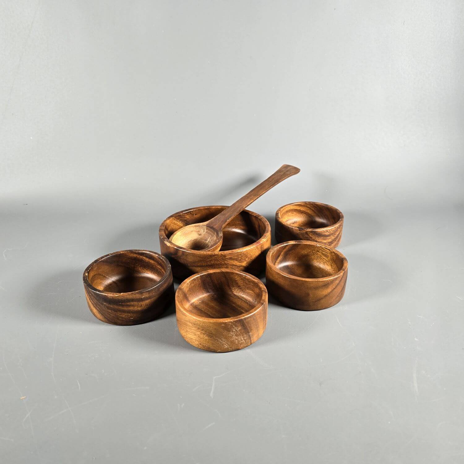 Set aus 5 Mid-Century Holzschalen - 60s Schüsseln