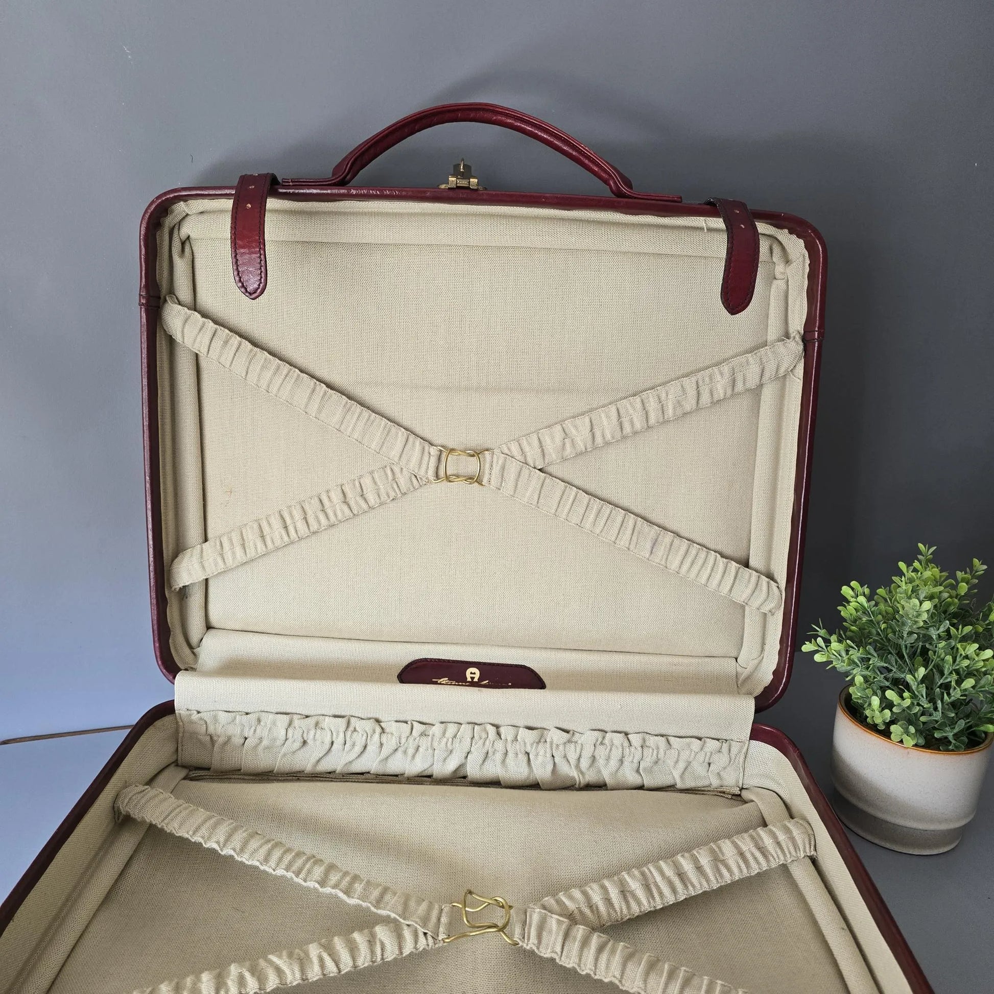 Vintage Koffer Etienne Aigner - bordeaux rotes Leder