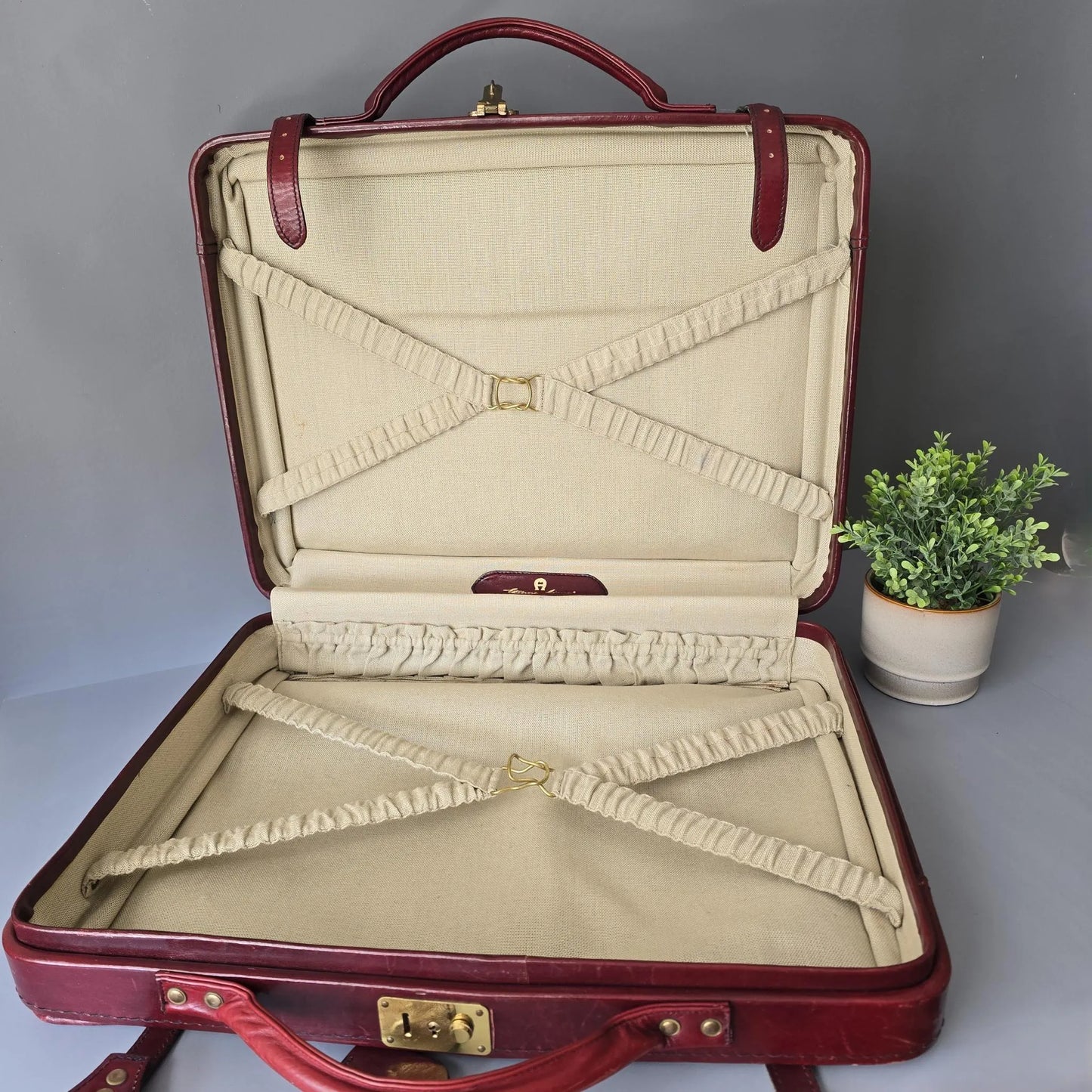 Vintage Koffer Etienne Aigner - bordeaux rotes Leder