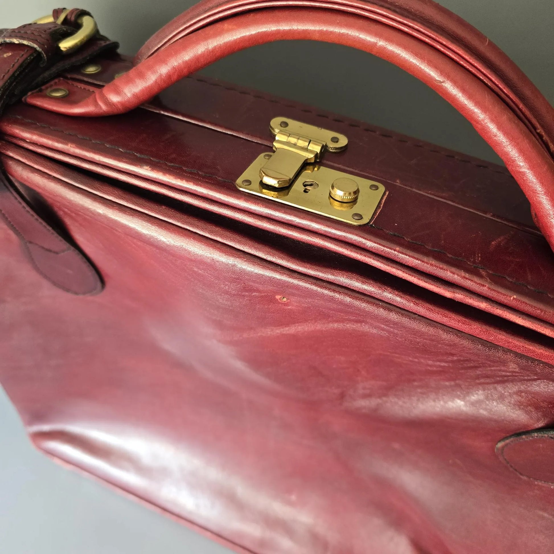 Vintage Koffer Etienne Aigner - bordeaux rotes Leder