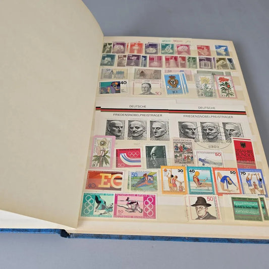Briefmarken im EInsteckalbum - BRD 1970er -1990er Jahre
