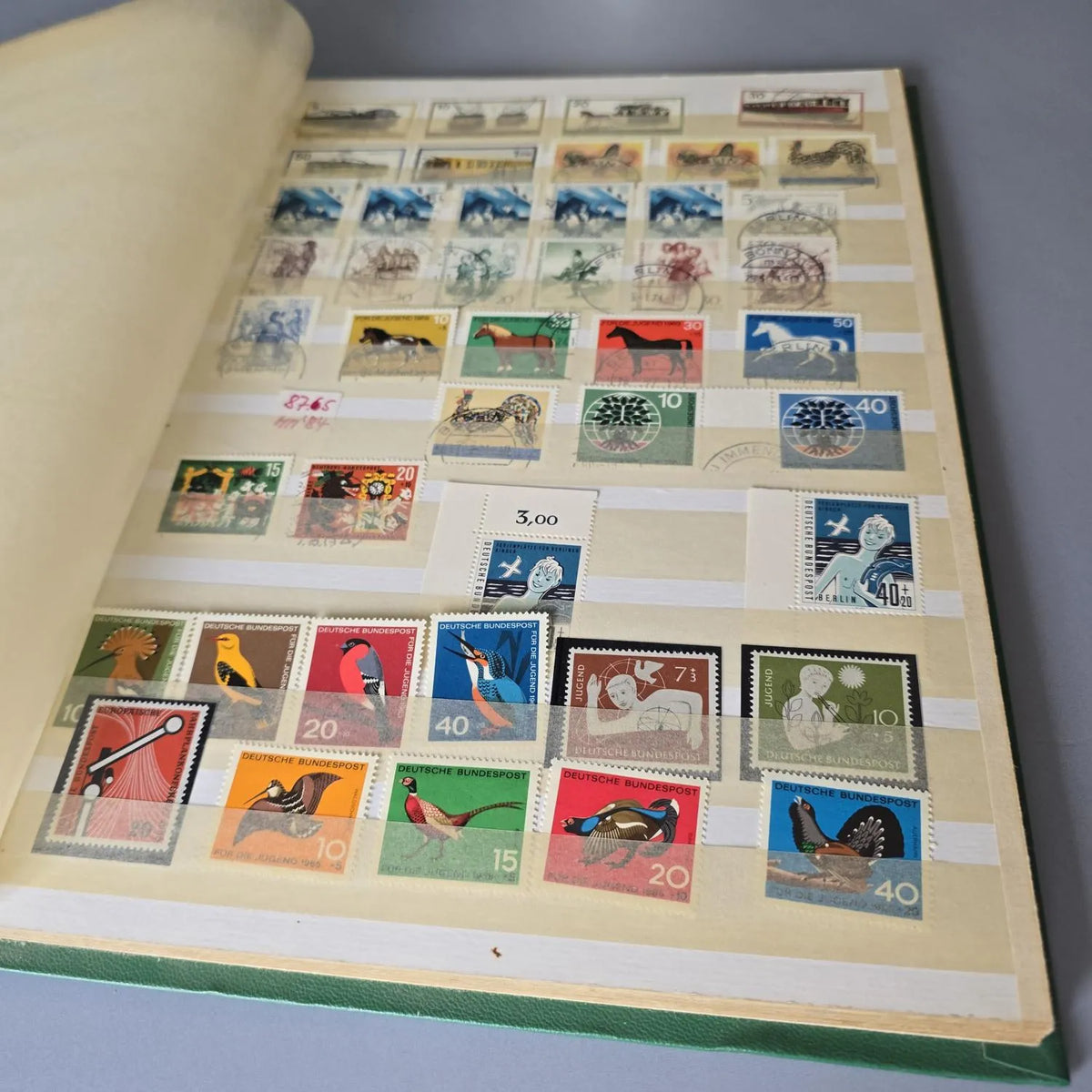Sammelalbum Briefmarken Deutsche Bundespost 70er und 80er Jahre