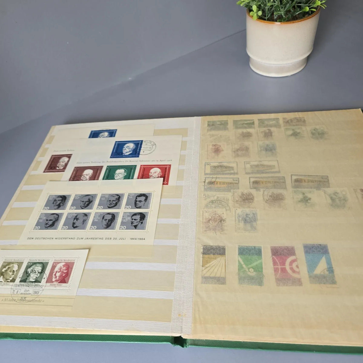 Sammelalbum Briefmarken Deutsche Bundespost 70er und 80er Jahre