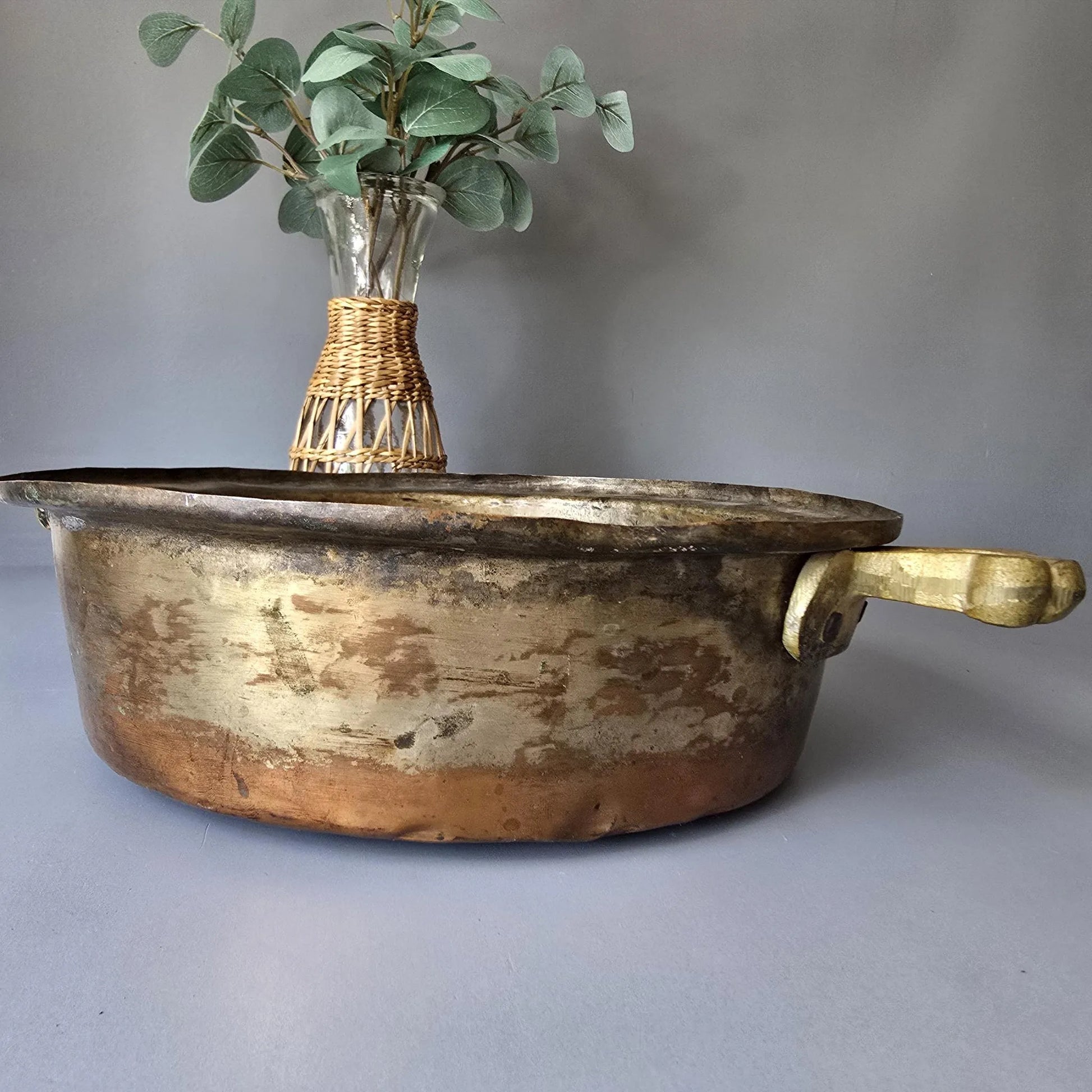 Großer Vintage Kupfertopf - flacher großer Topf - Gartendeko