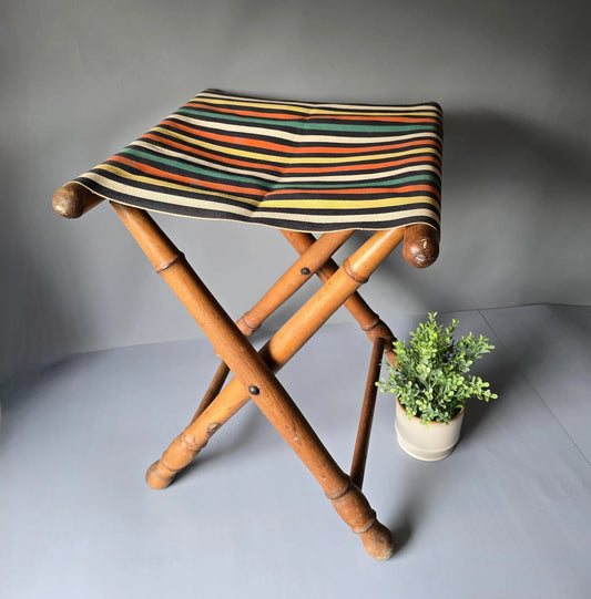 Antiker Camping Hocker - Art Deco Scherenhocker