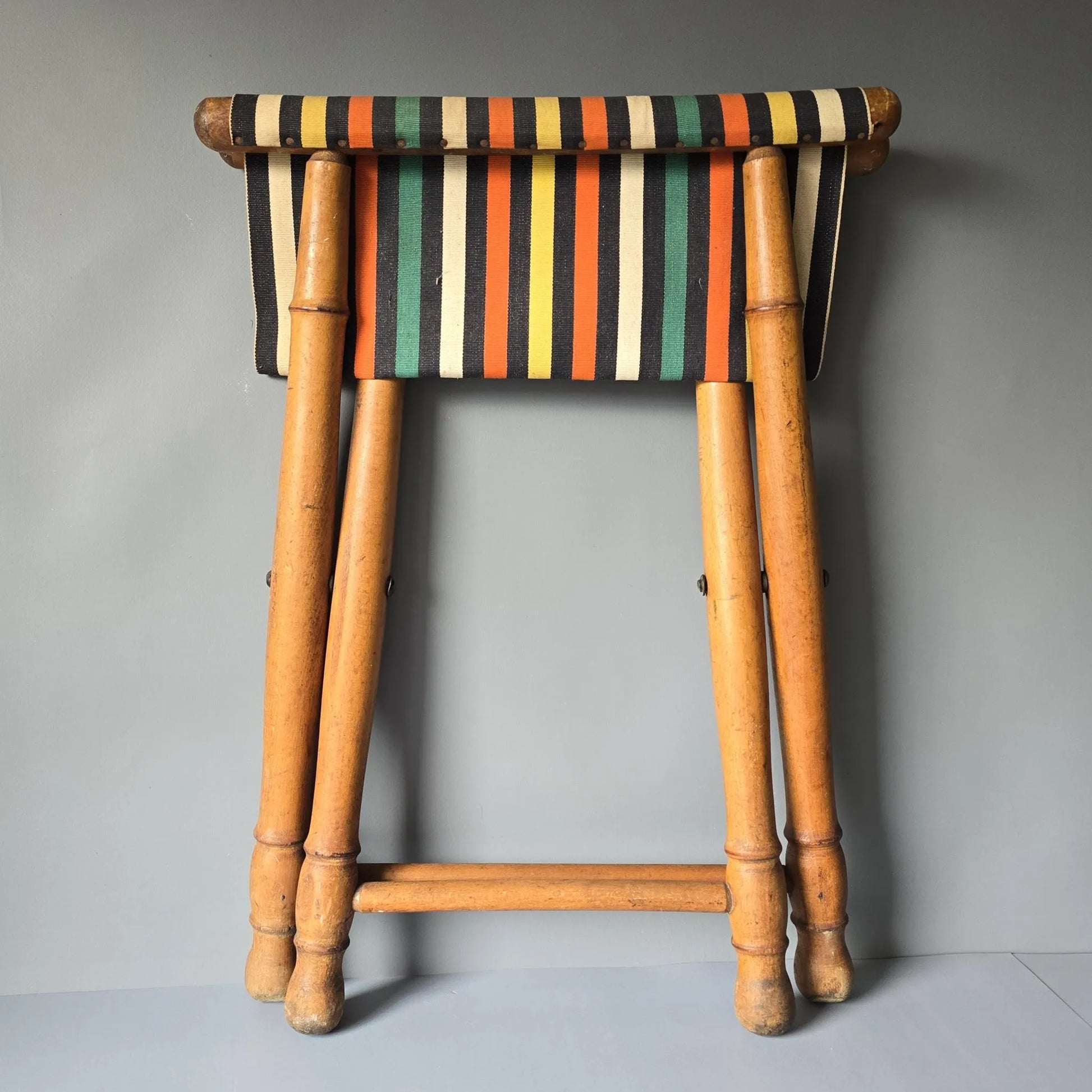 Antiker Camping Hocker - Art Deco Scherenhocker
