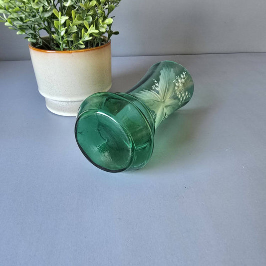 Antike Grünglas Vase um 1900 mit Maiglöckchendekor
