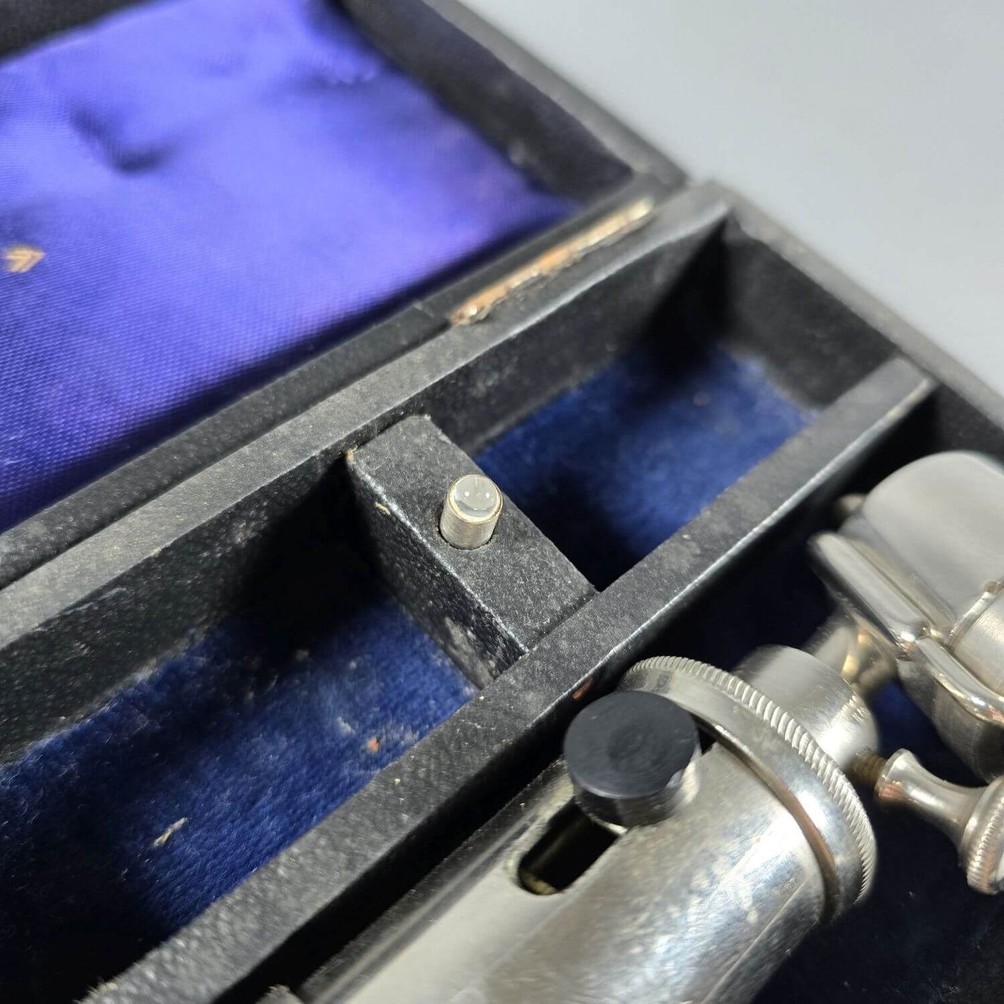 Altes medizinisches Otoskop in Etui - Aufbewahrungsbox