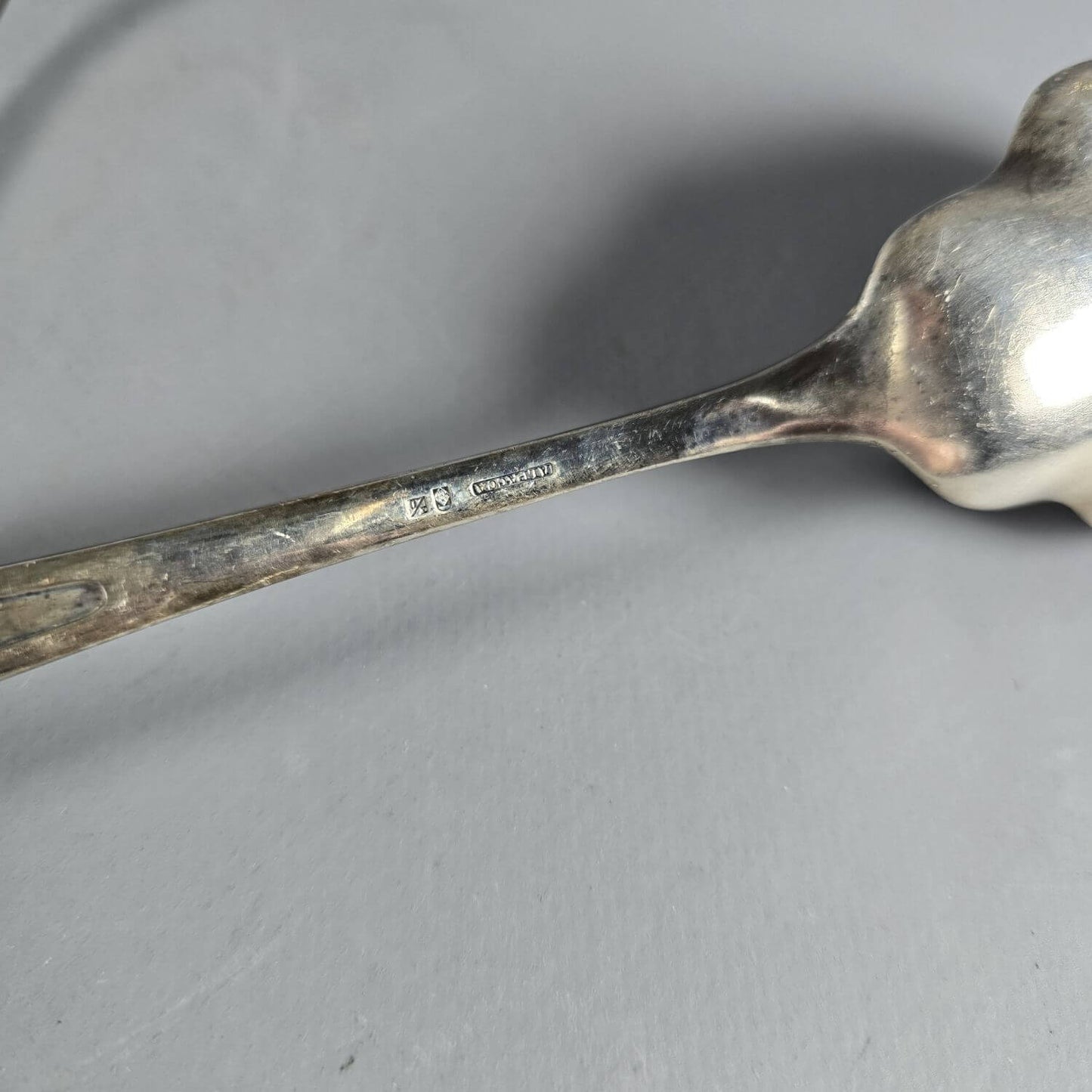 WMF Vorlagenbesteck Art Deco mit Bienenkorbmarke Strauss