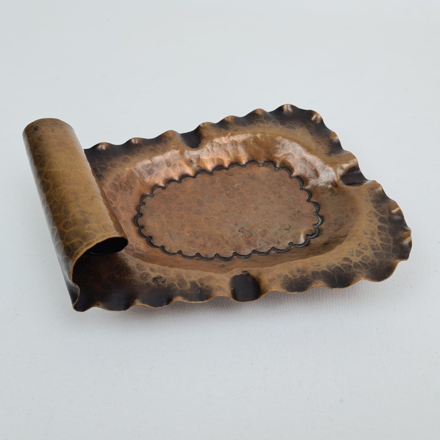 Ascher aus Kupfer - Hammerschlag Handarbeit