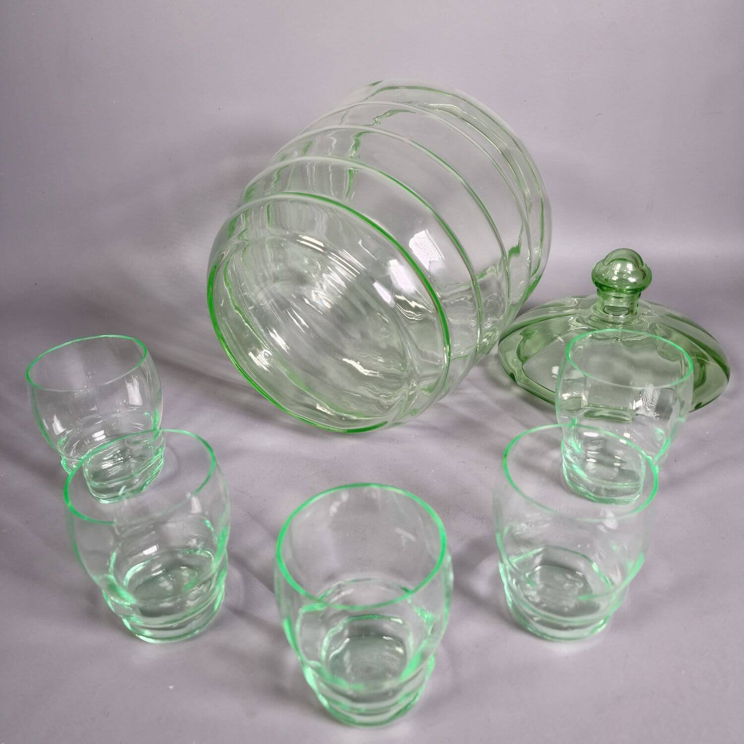 Art Deco Bowle Gefäß mit Gläsern