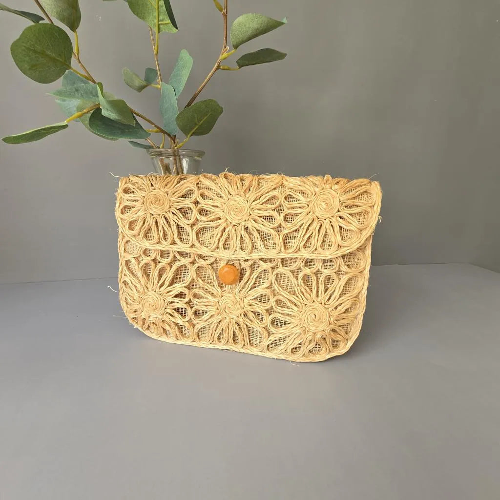 Vintage Clutch - Strohtasche - Handmade Philippines
