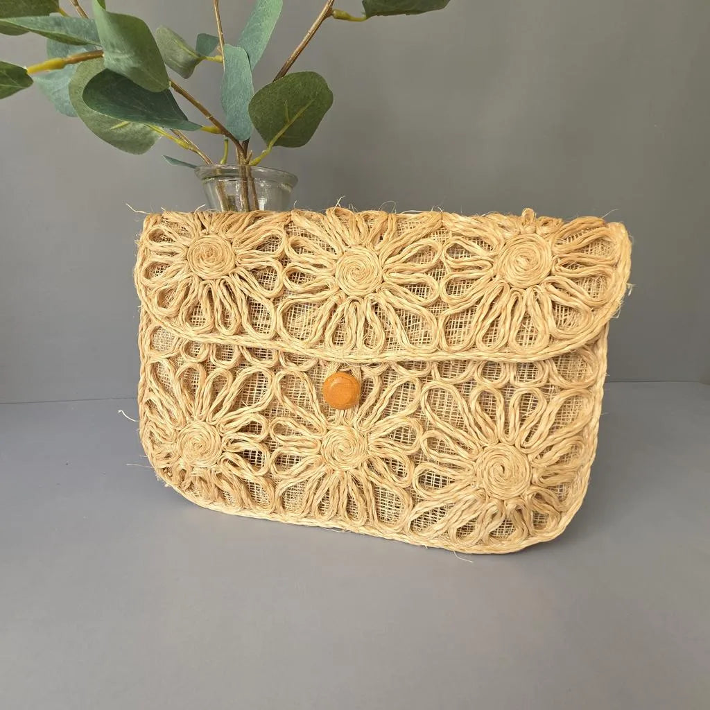 Vintage Clutch - Strohtasche - Handmade Philippines