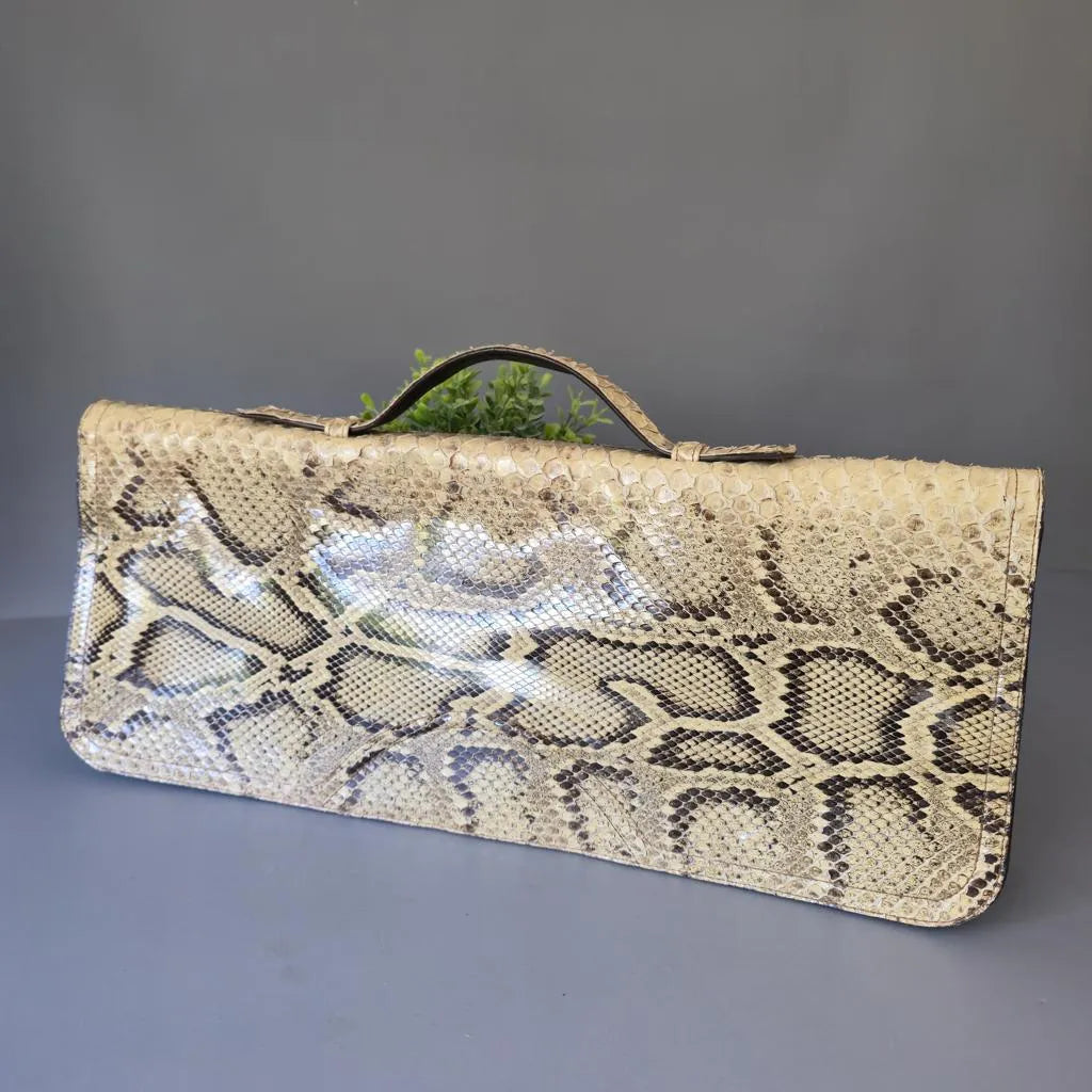 Große Echtleder Vintage Clutch in Python-Schlangenleder-Optik