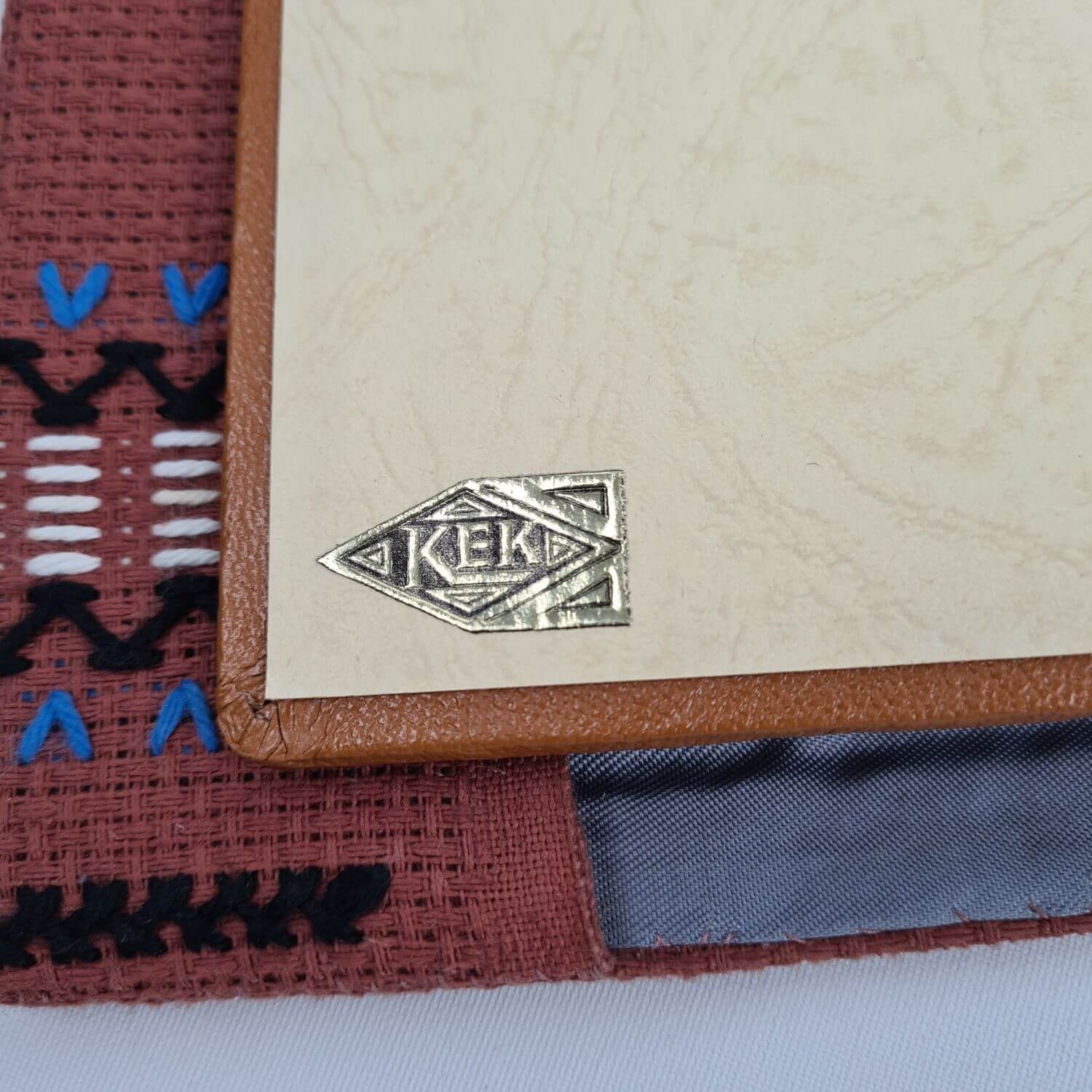 Gästebuch mit bestickter Hülle - 60er Jahre