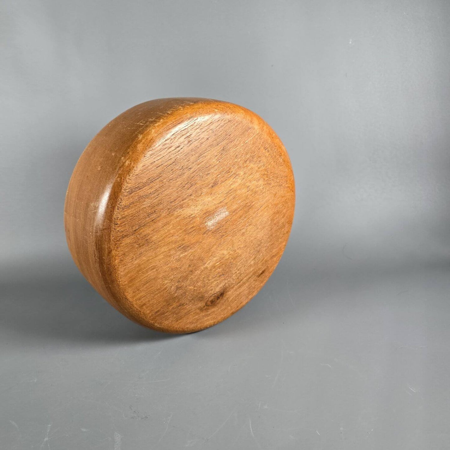 Große runde Mid-Century Holzschale der 1960er Jahre