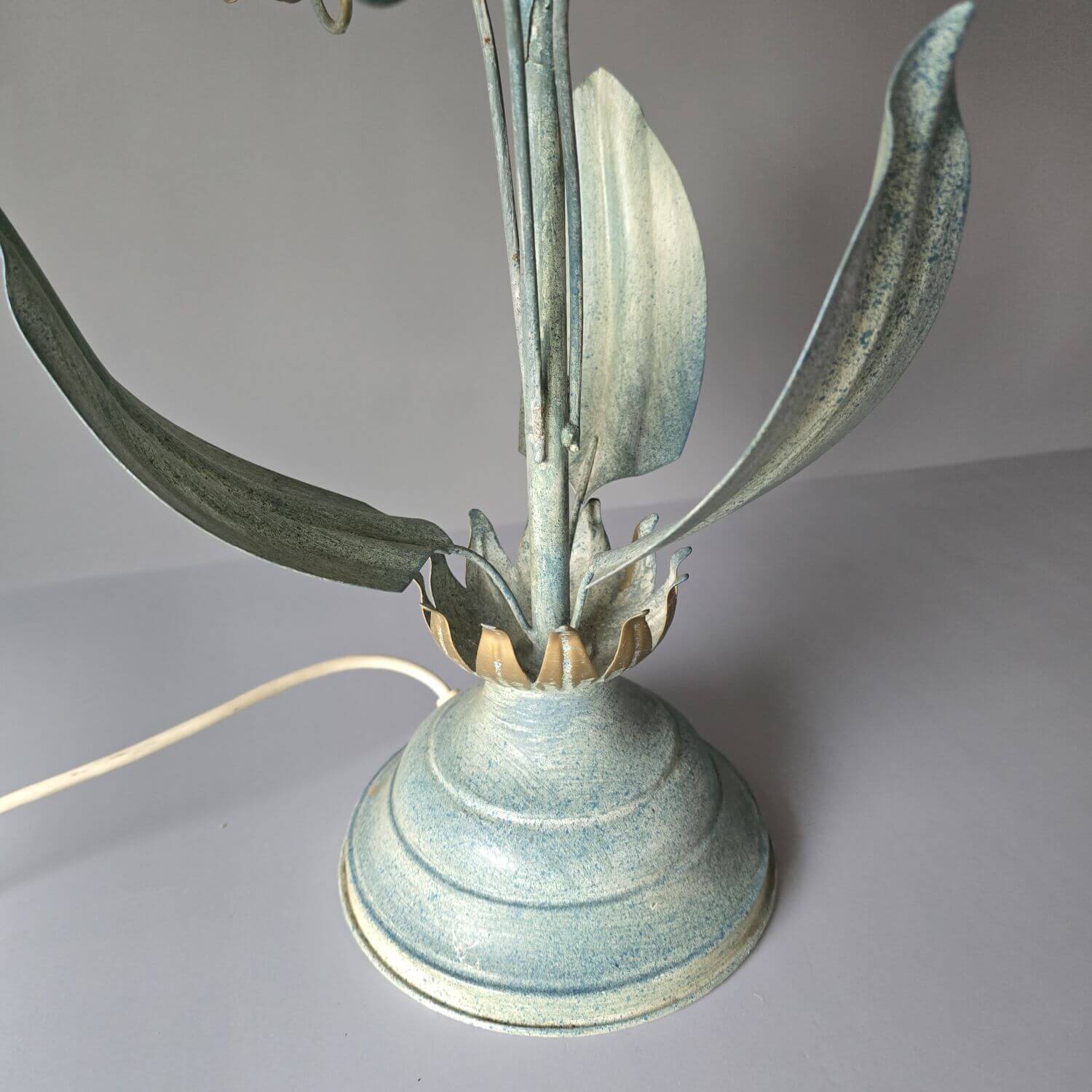 Große Florentiner Tischlampe mit Glasschirm