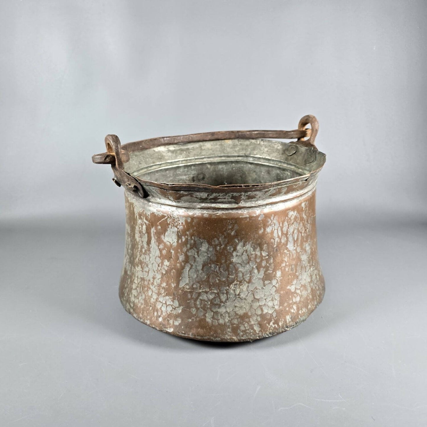 Orientalischer Vintage Kupfertopf mit Henkel - Handarbeit - Gartendeko