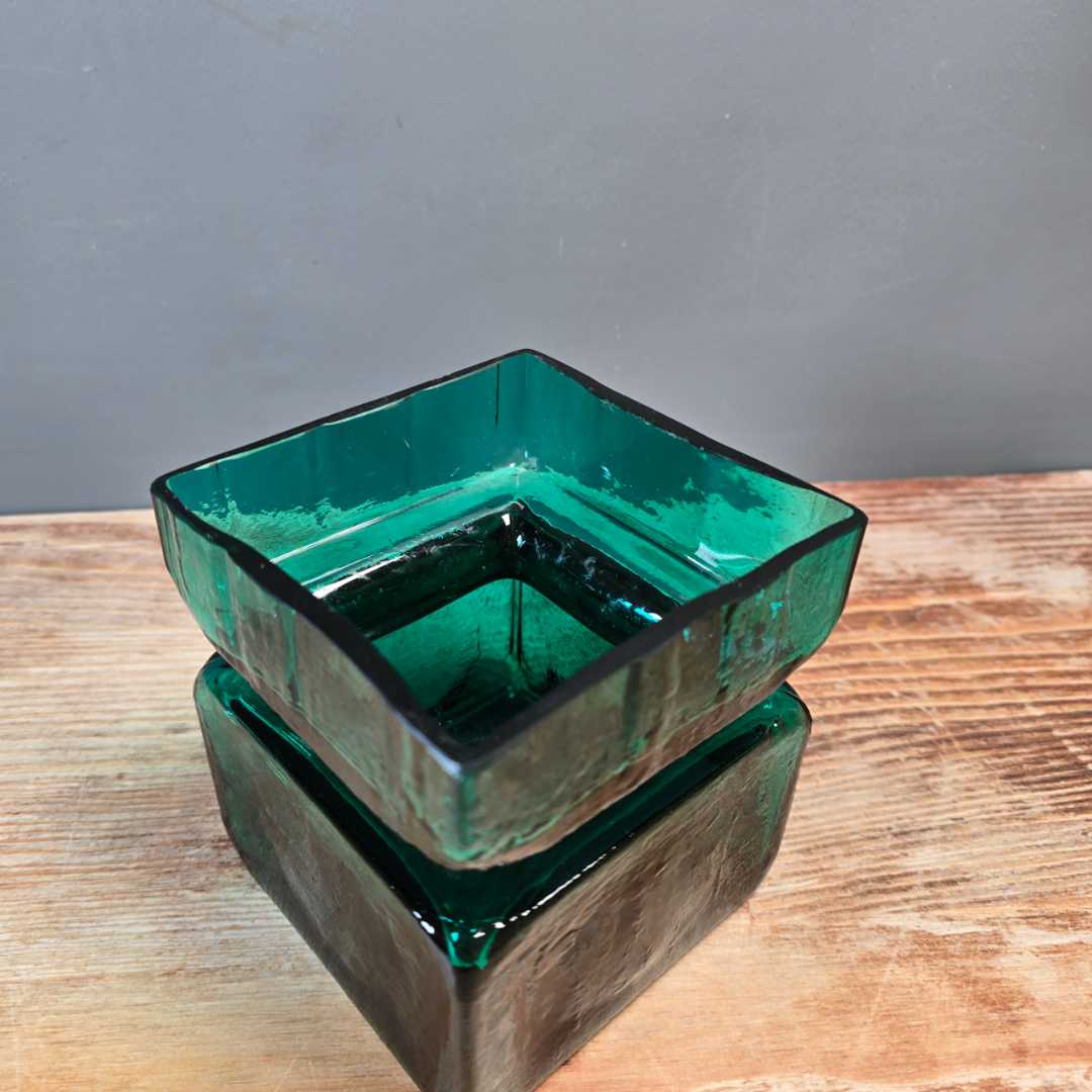Grüne Pala Vase - Helena Tynell - Finnland