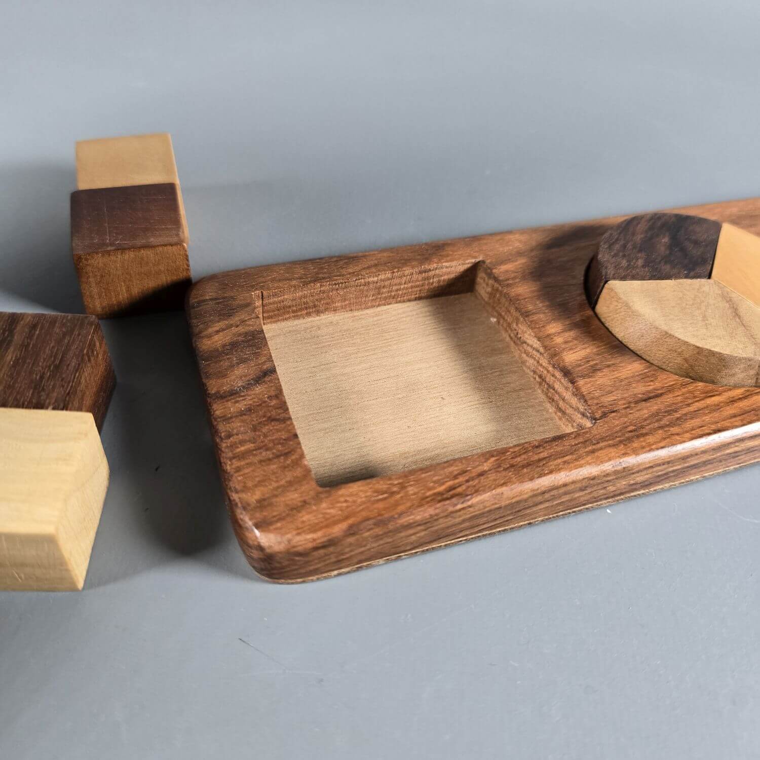 Holzpuzzle aus den 1960er Jahren