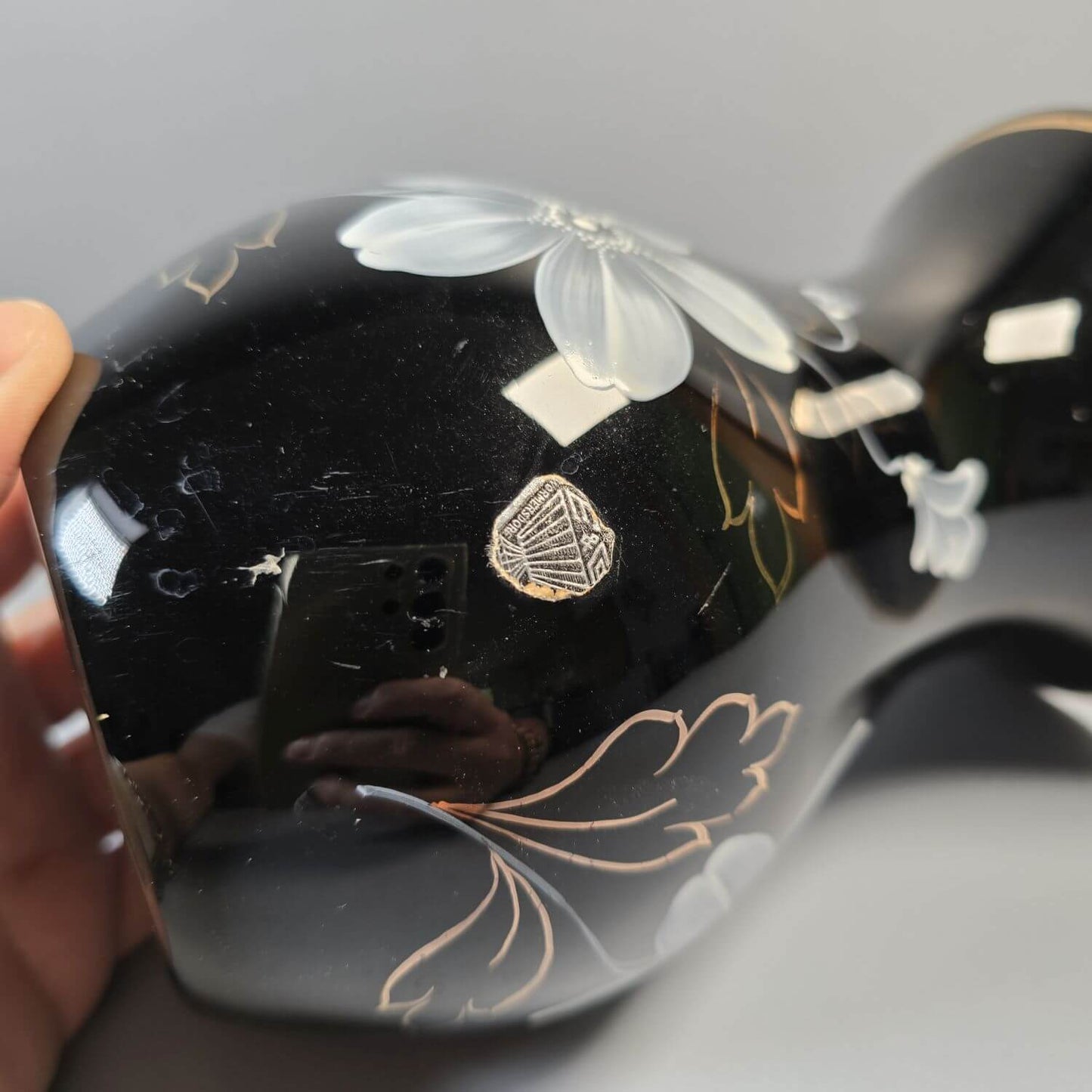 Vintage Hyalithglas Vase handbemalt – 1950er Schwarzglas