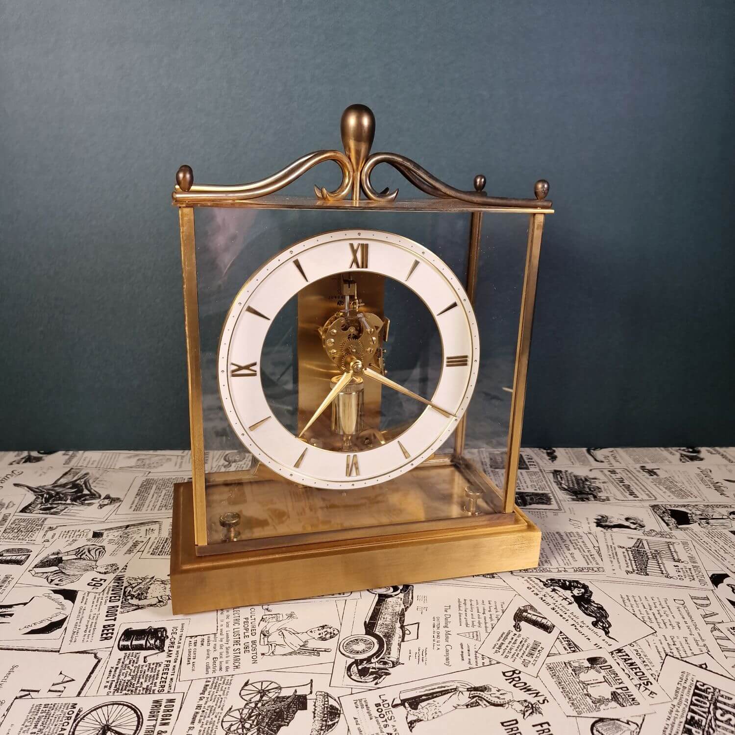 Junghans Ato Magnetpendeluhr - Tischuhr - Kamin Uhr