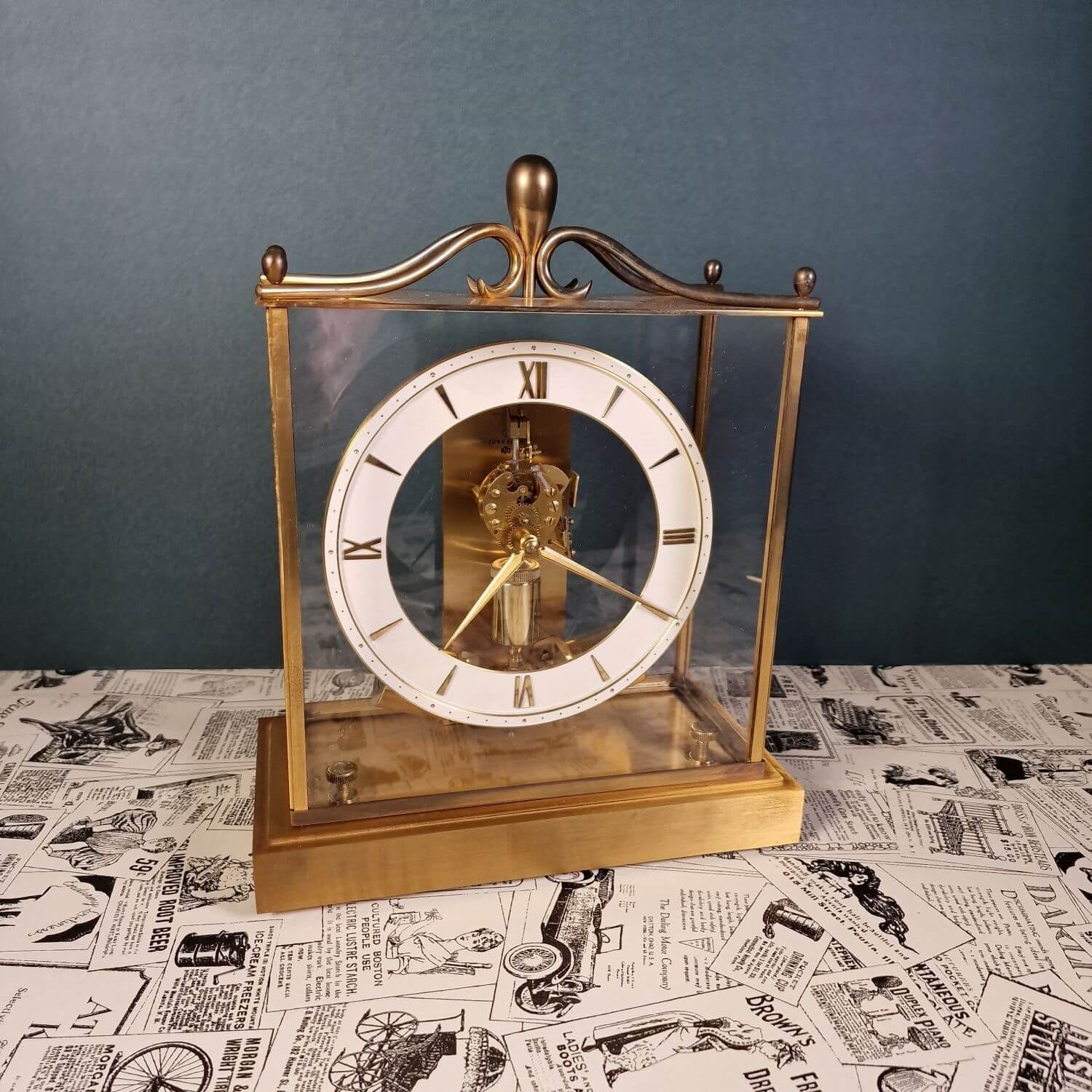 Junghans Ato Magnetpendeluhr - Tischuhr - Kamin Uhr