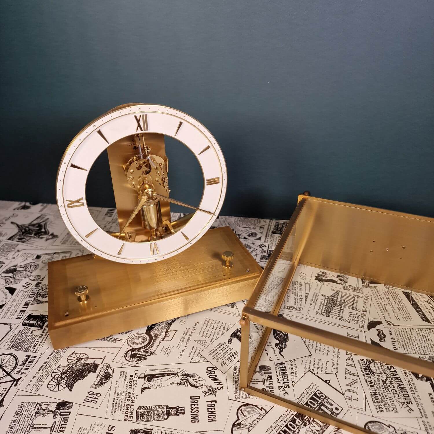 Junghans Ato Magnetpendeluhr - Tischuhr - Kamin Uhr