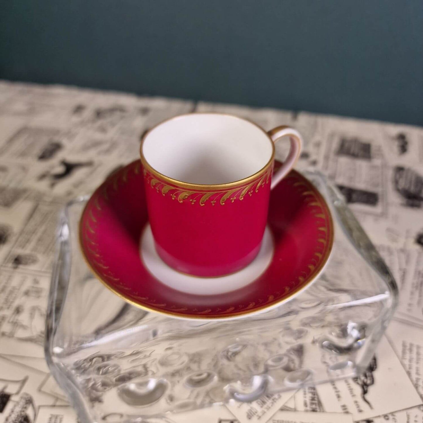 KPM Berlin Mokkatasse mit Untertasse - Buntmalerei