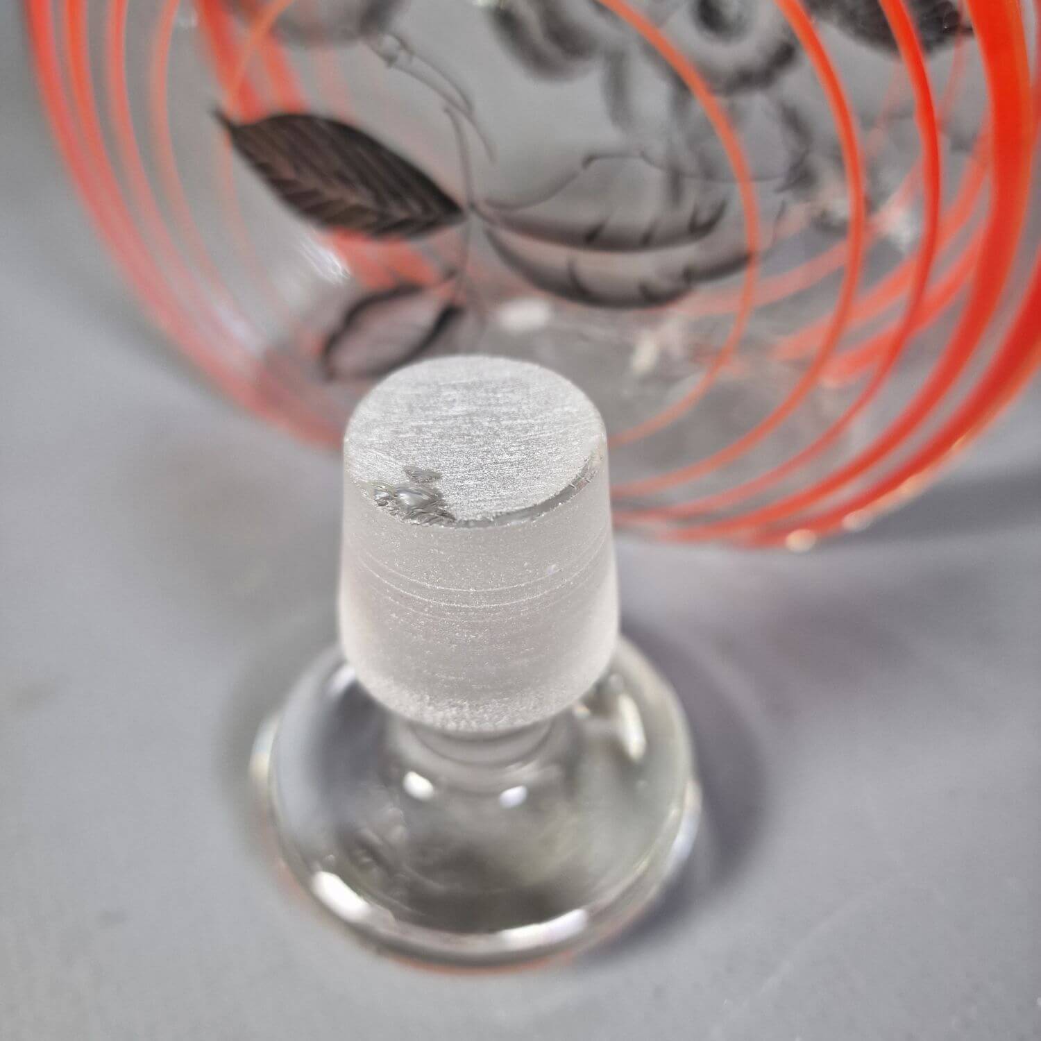 Vintage Karaffe mit Gläsern - Motiv schwarze Rose