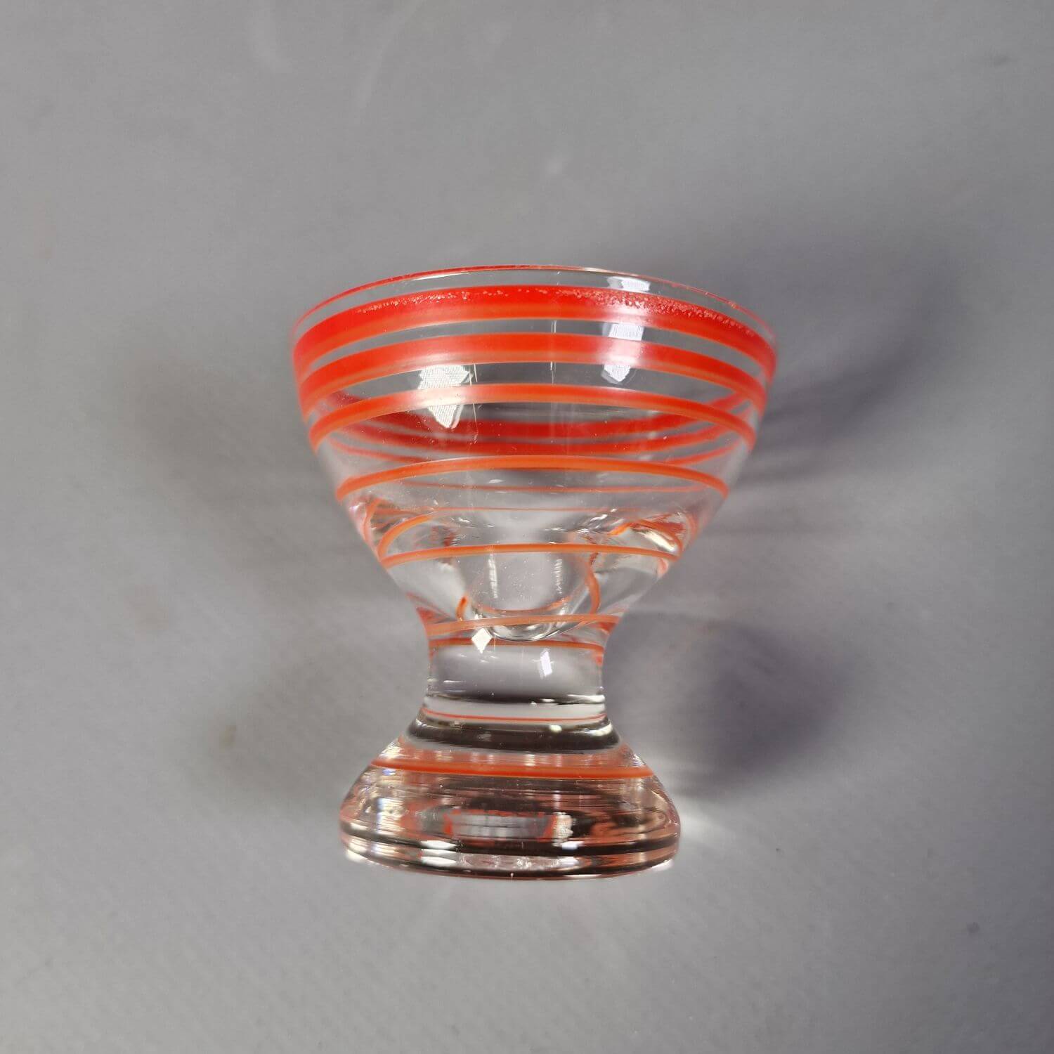 Vintage Karaffe mit Gläsern - Motiv schwarze Rose