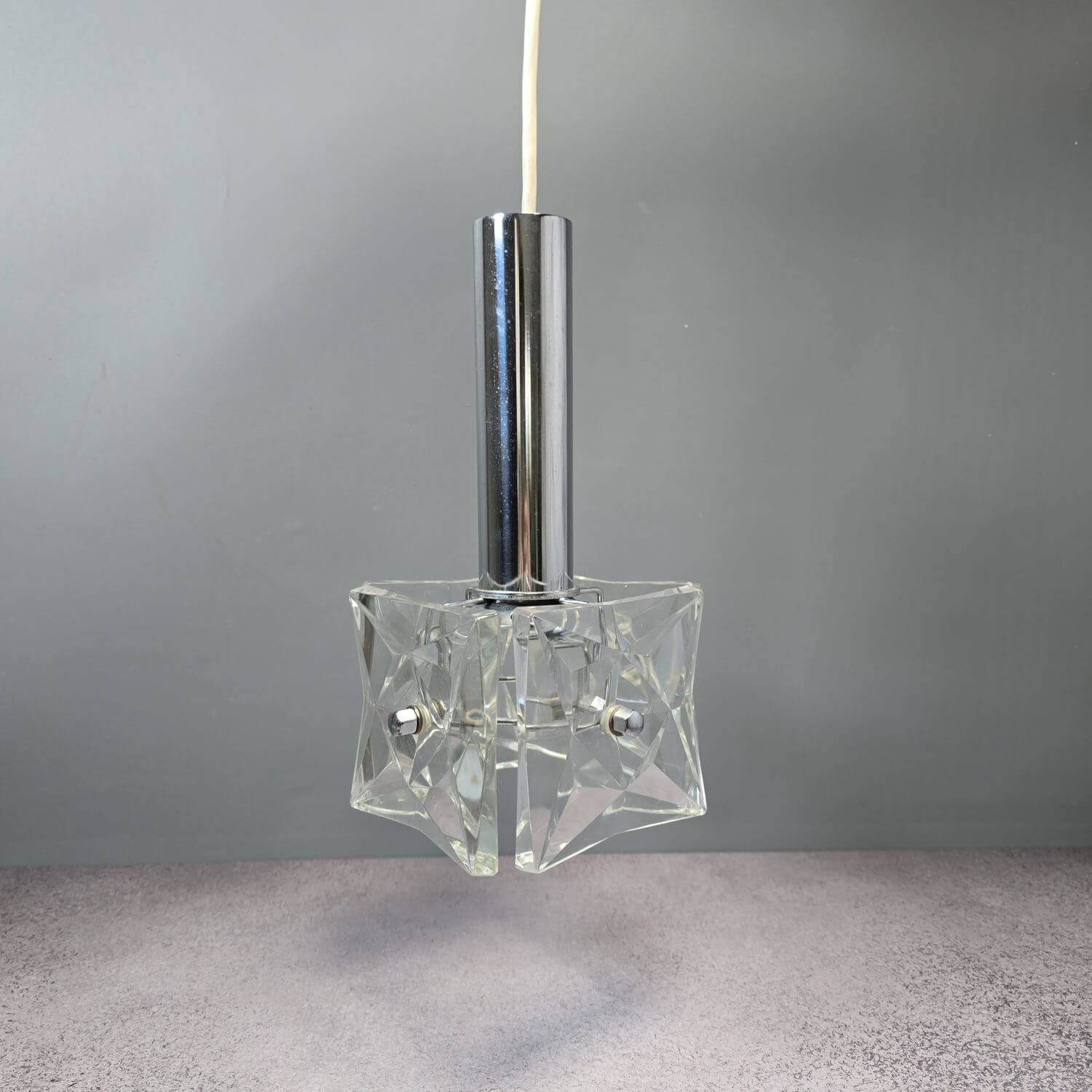 Vintage Deckenlampe Kinkeldey - mit kleinen Chips - Chrom und Kristall - 60er 70er Jahre