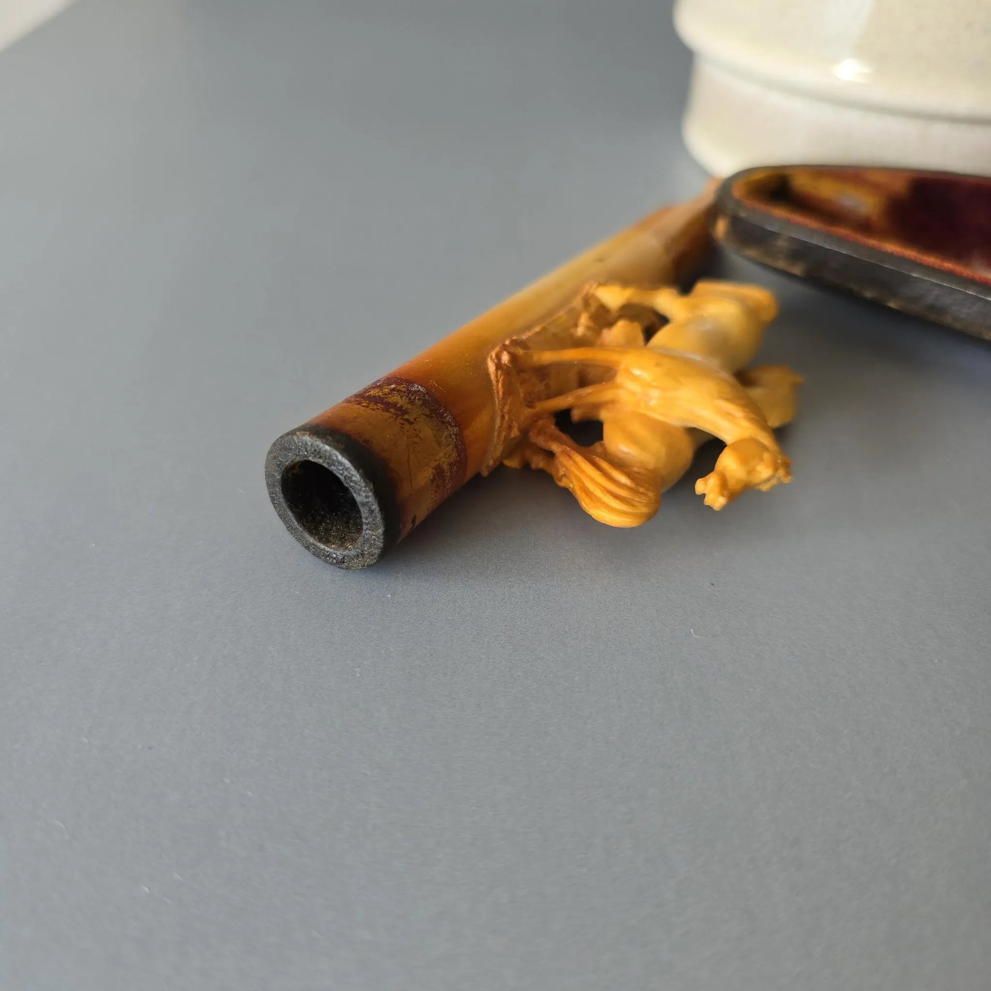 Alte Meerschaumpfeife in Etui - Pferde Motiv