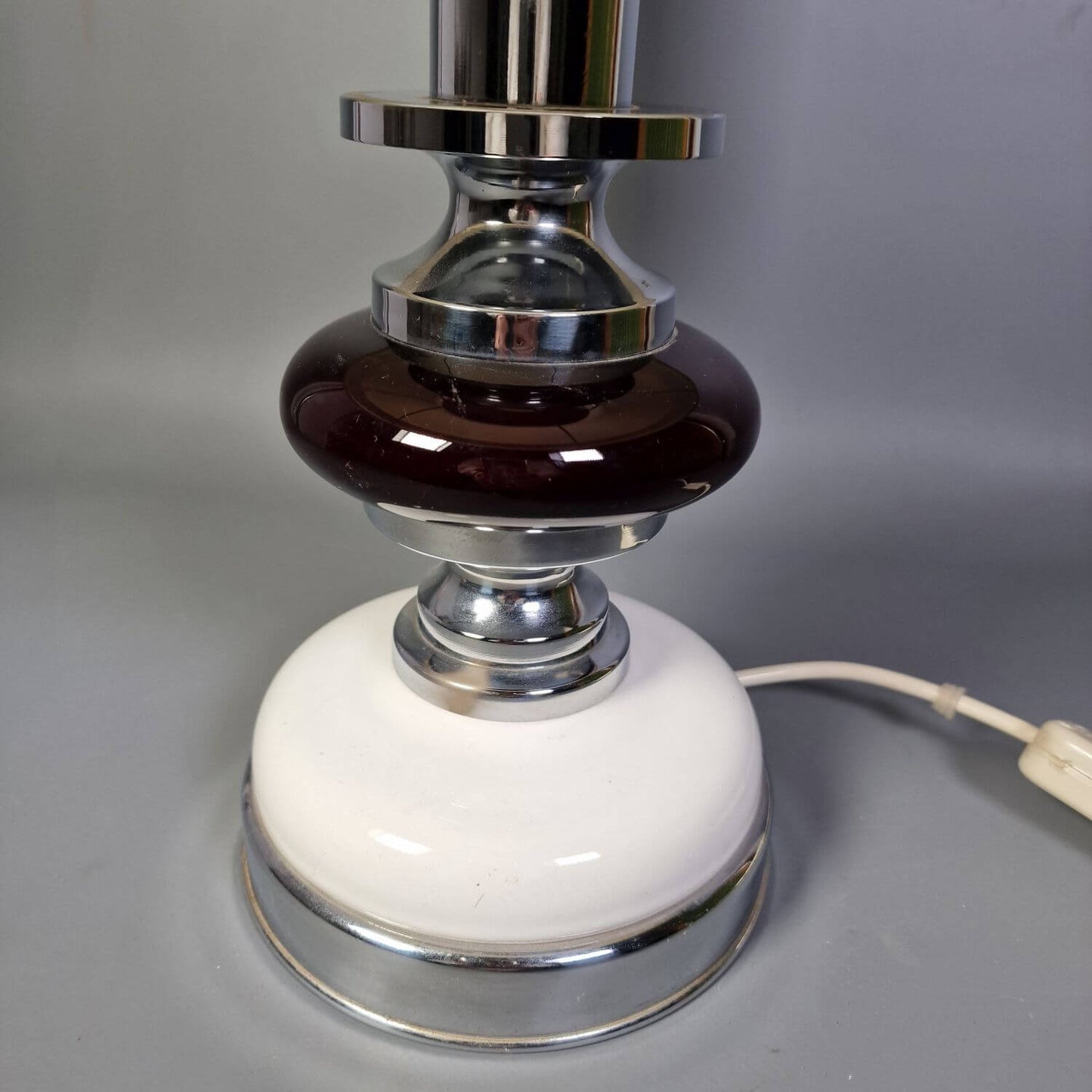 Design Tischleuchte 70er Jahre - Chrom - schwarz weiß - Große Tischlampe