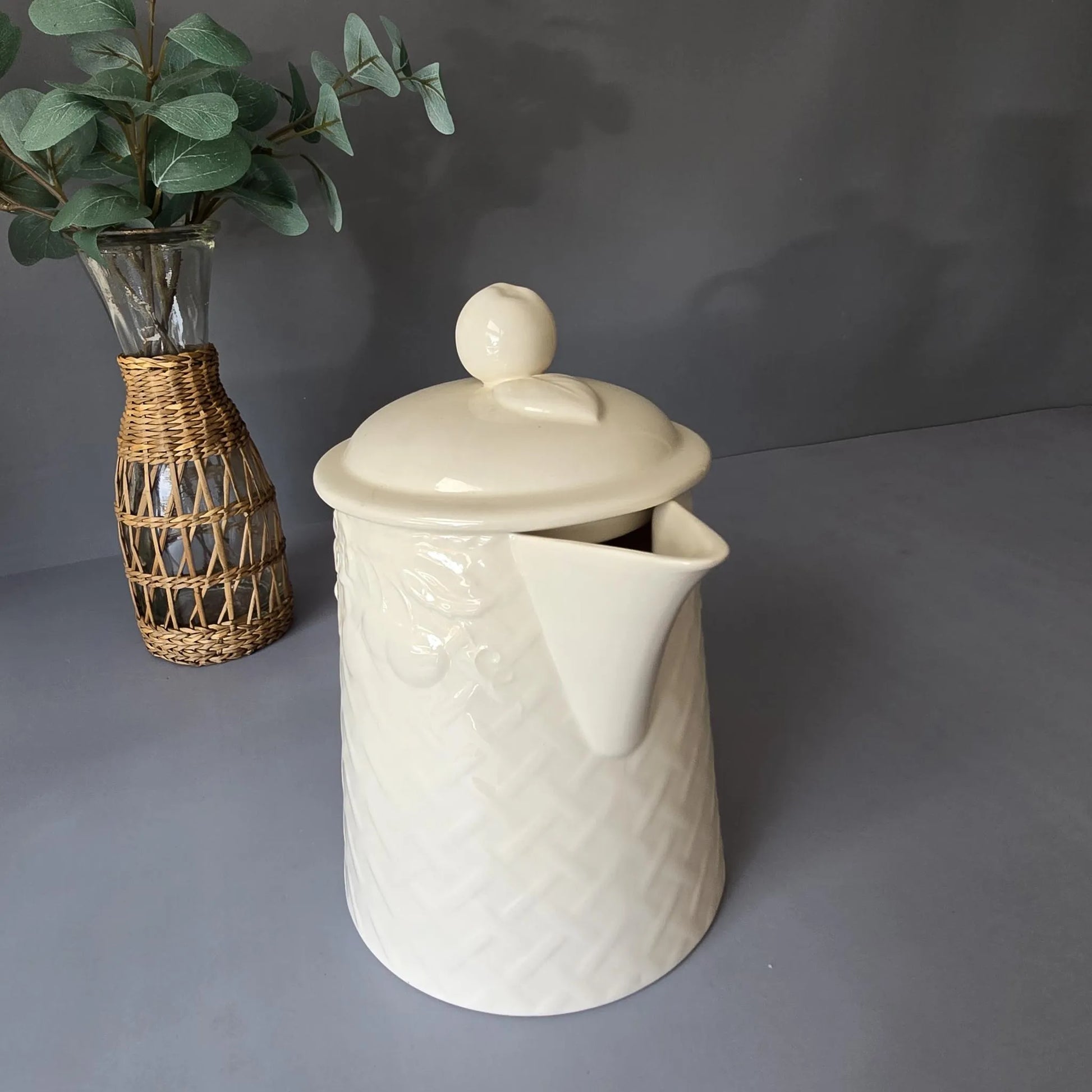 Villeroy & Boch - weiße Kanne mit Deckel - Piemont