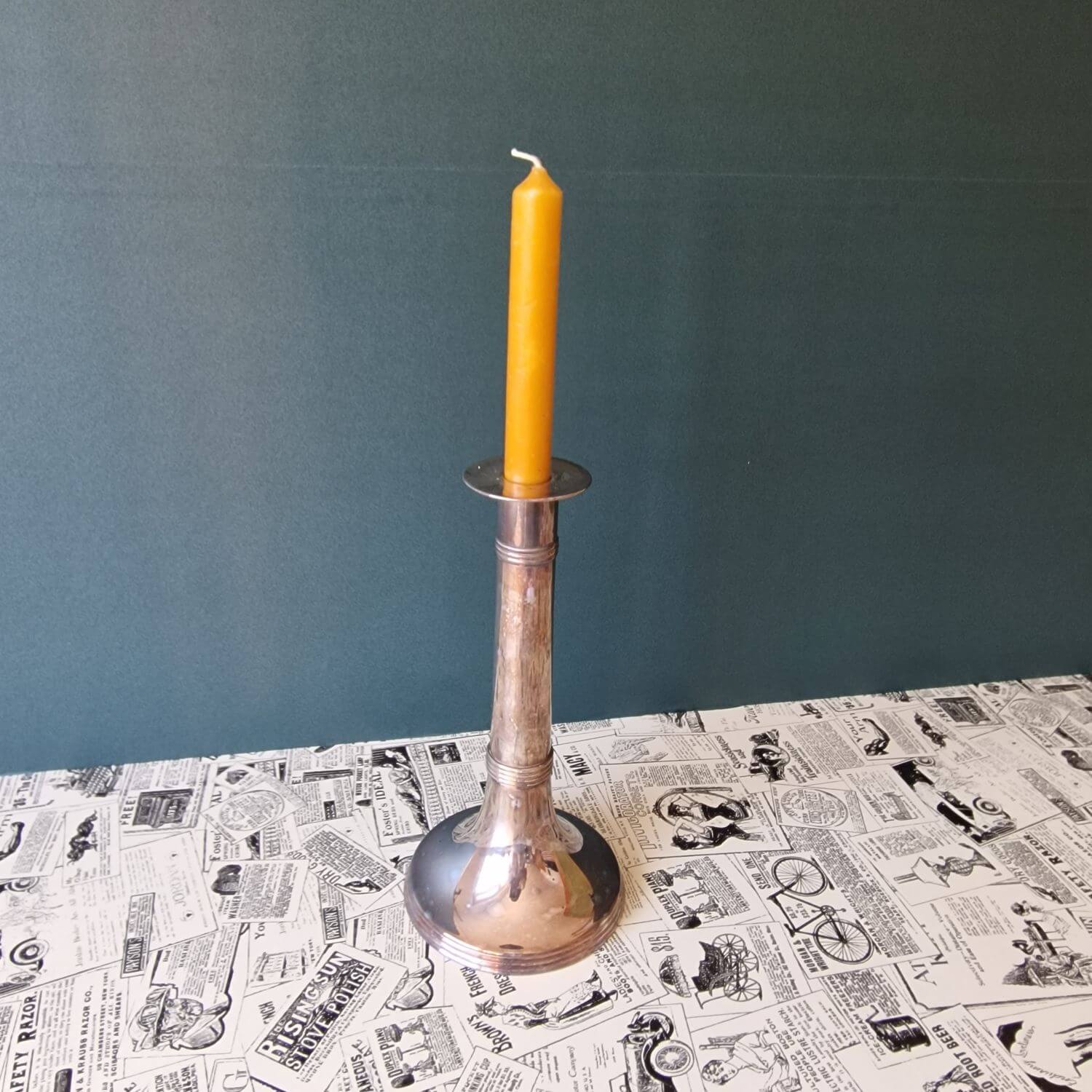 Versilberter hoher Kerzenständer - 25cm