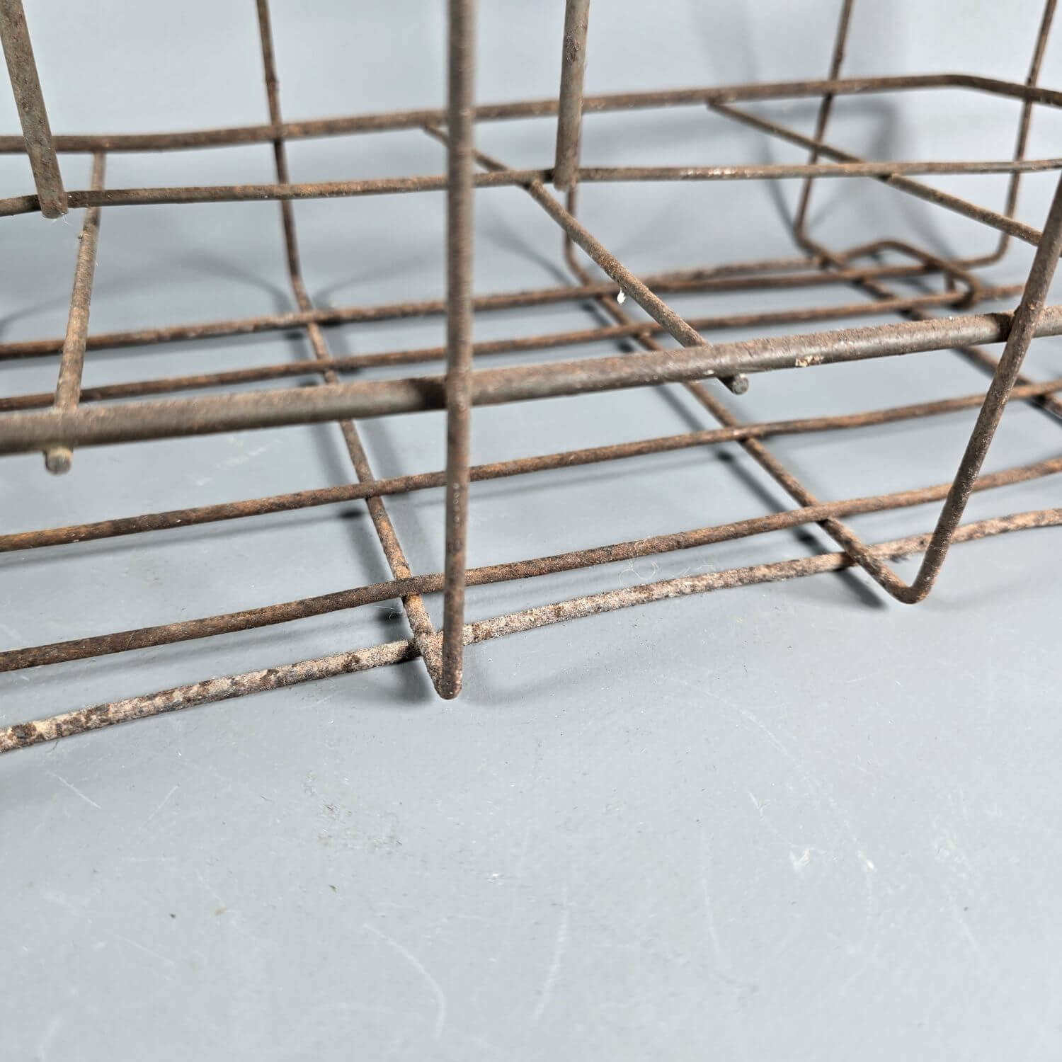 Antiker Flaschenkorb aus Metall - Vintage Flaschenträger