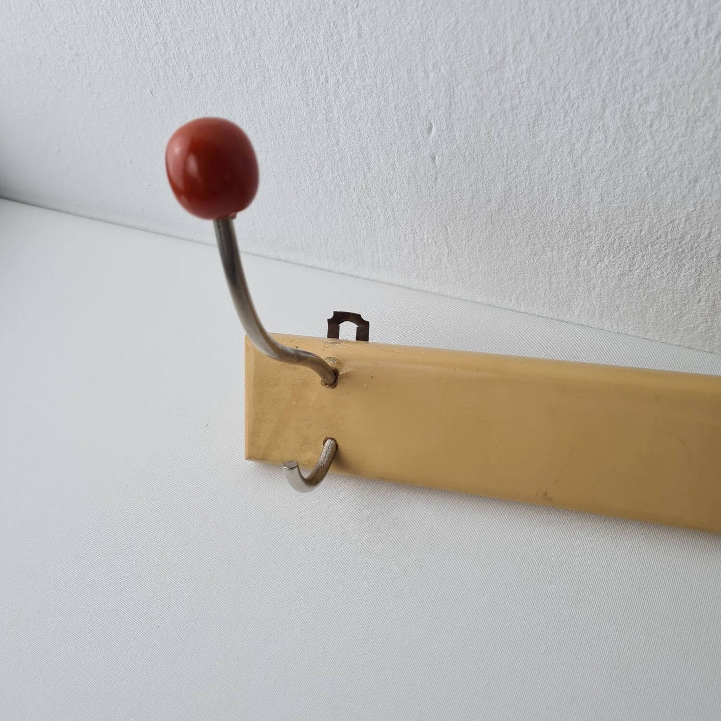 Shabby Garderobe - vintage Hakenleiste - Kleiderhaken