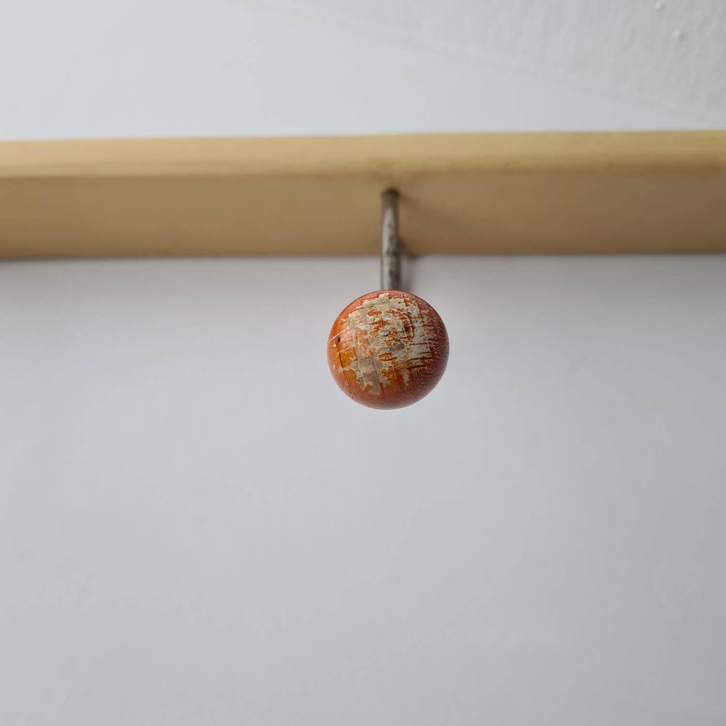 Shabby Garderobe - vintage Hakenleiste - Kleiderhaken